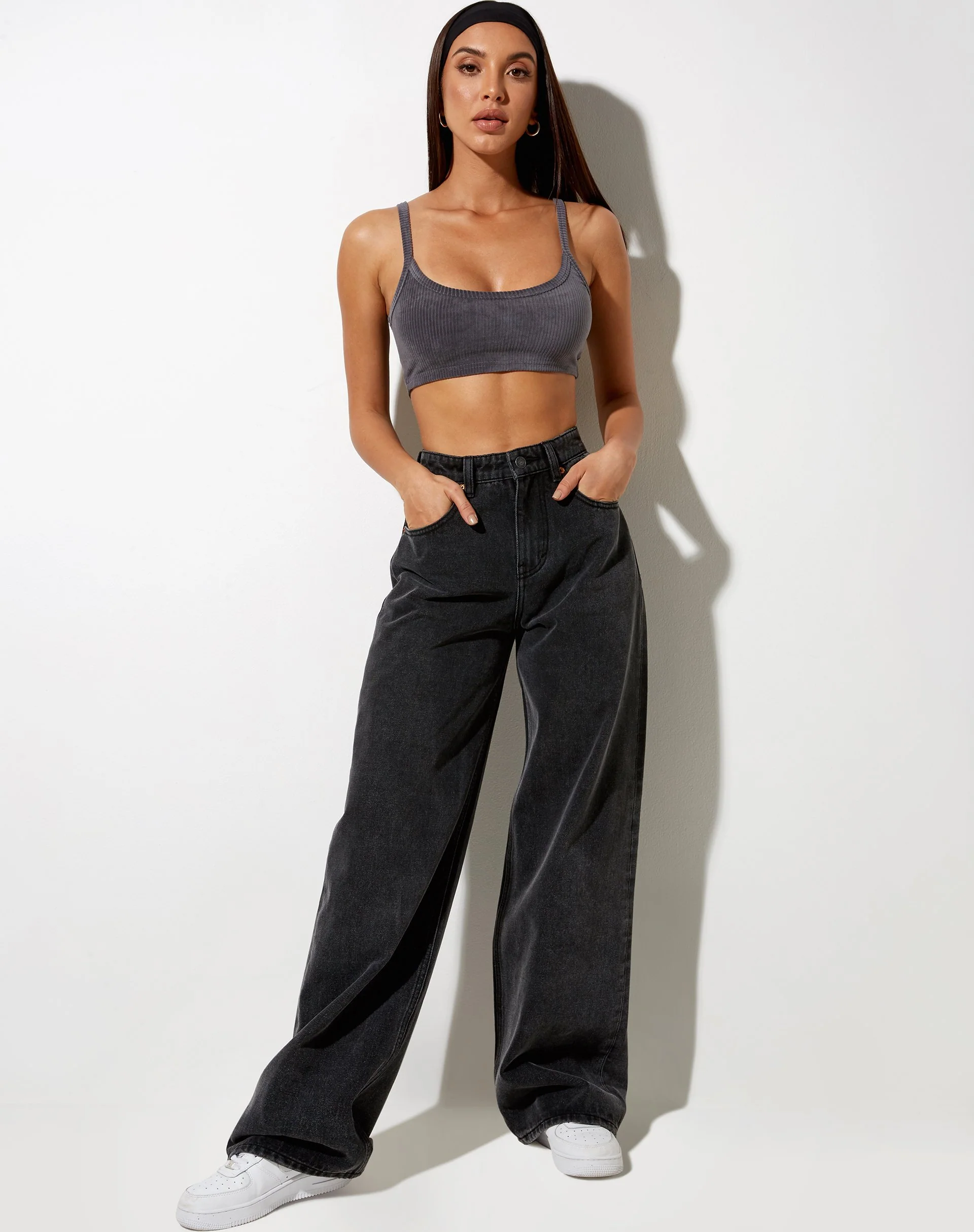 Adda Bralet aus Samtrippe Anthrazit - Image 3