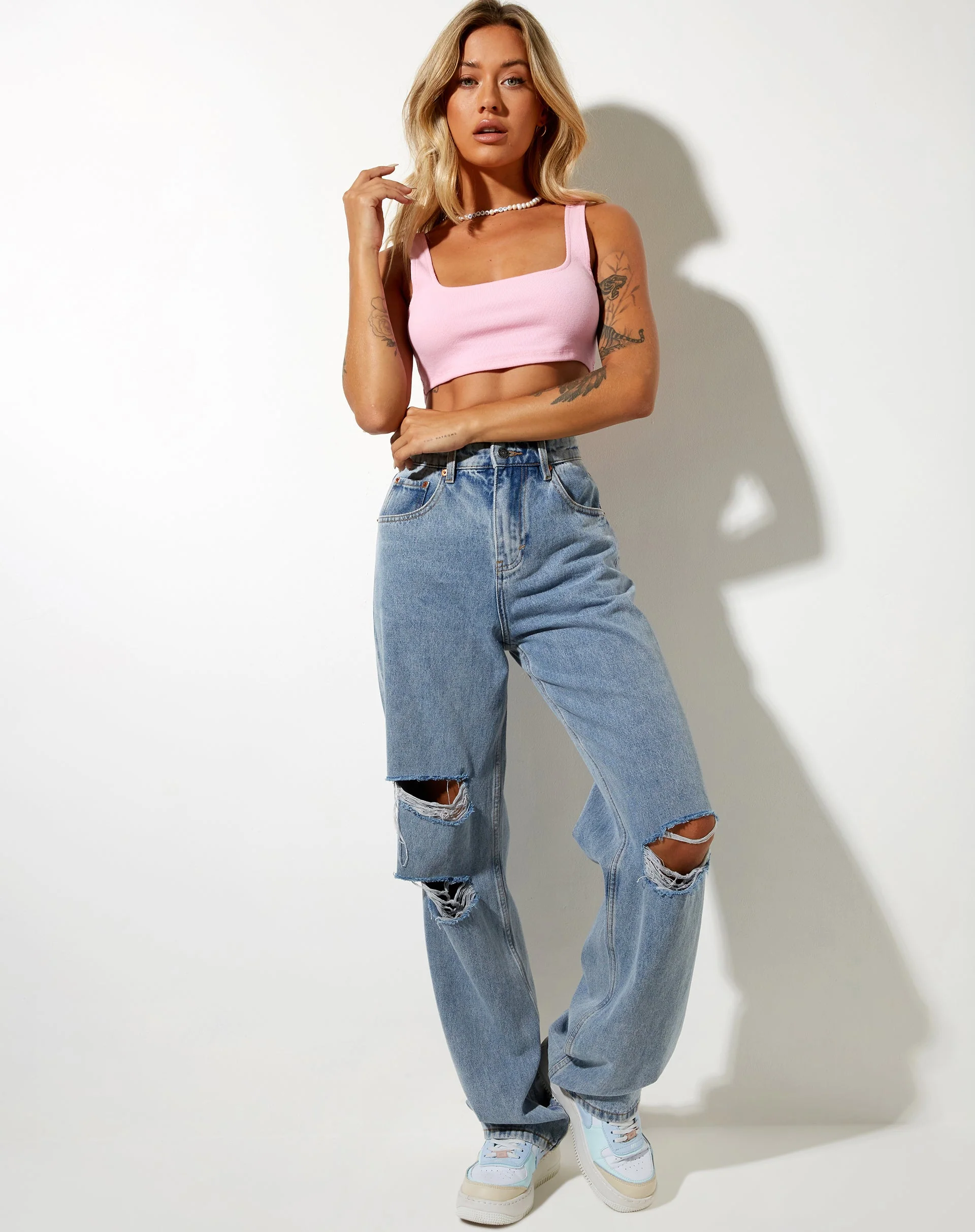 Adela Crop Top in Rippe Babyrosa - Image 3