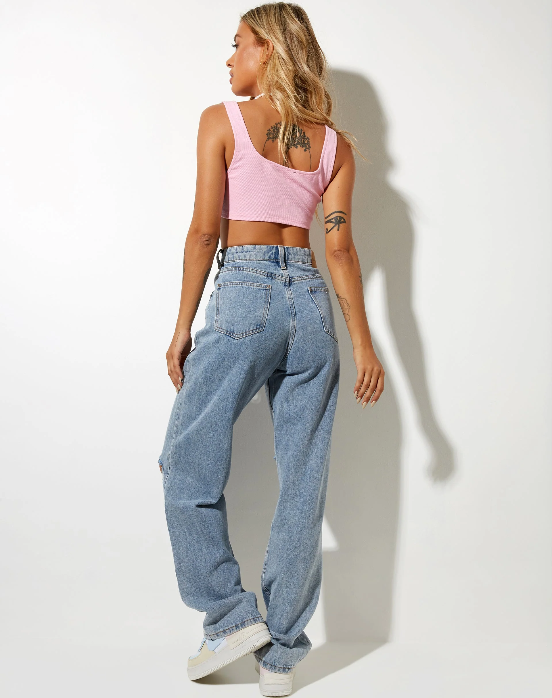 Adela Crop Top in Rippe Babyrosa - Image 4