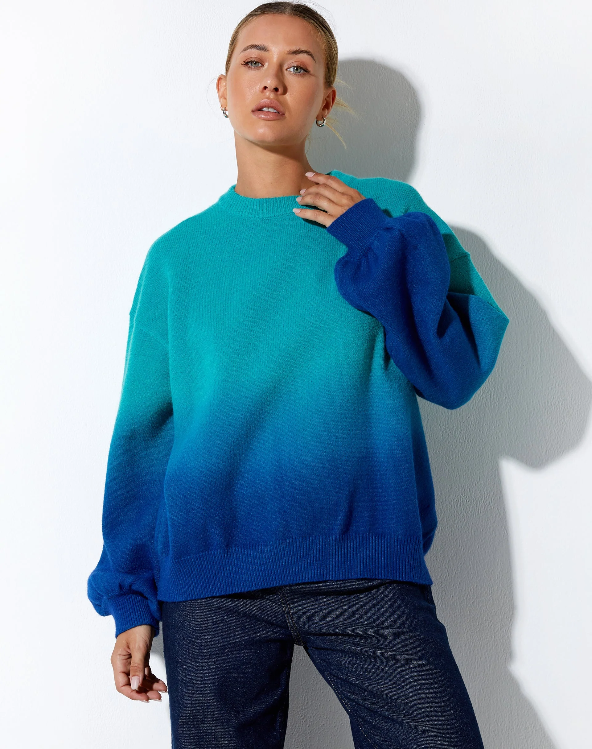 Akari-Pullover in Blau mit Farbverlauf - Image 6