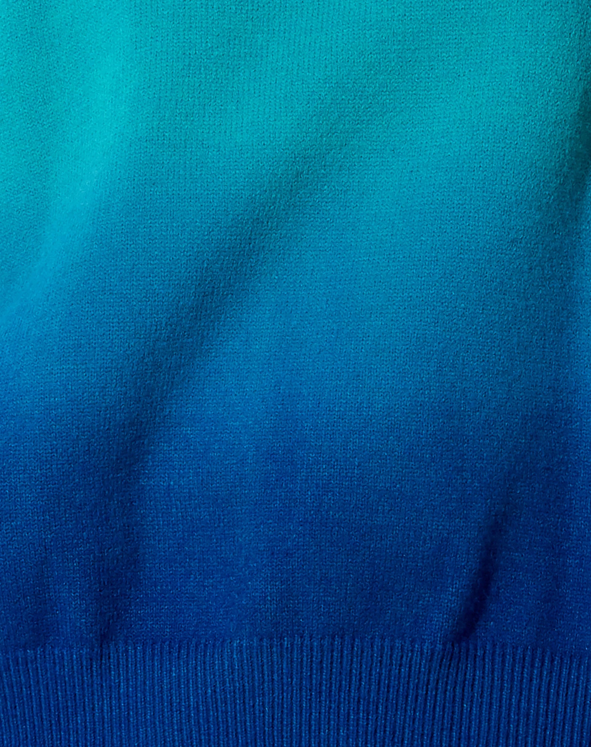 Akari-Pullover in Blau mit Farbverlauf - Image 8