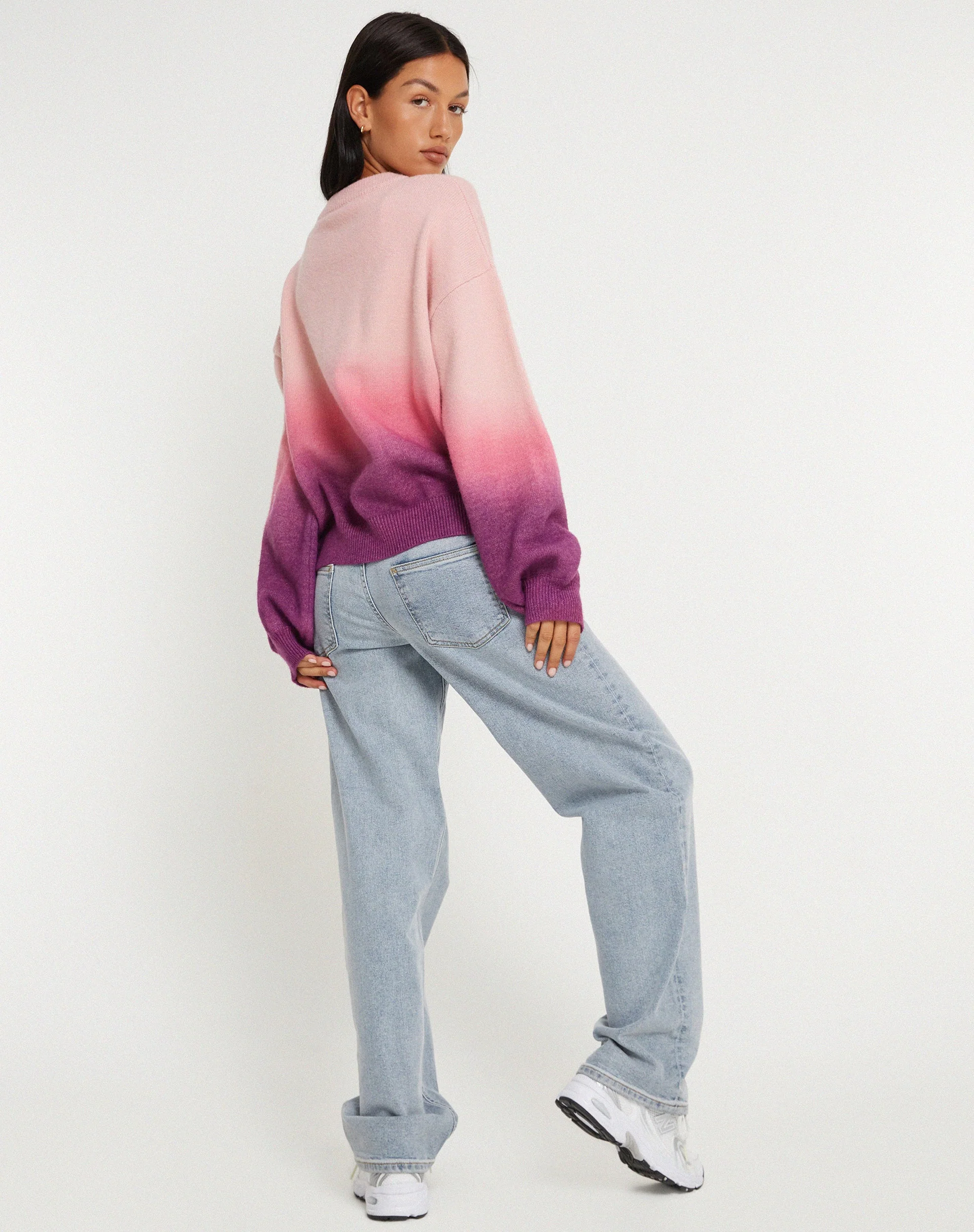 Akari-Pullover in Rosa mit Farbverlauf - Image 4