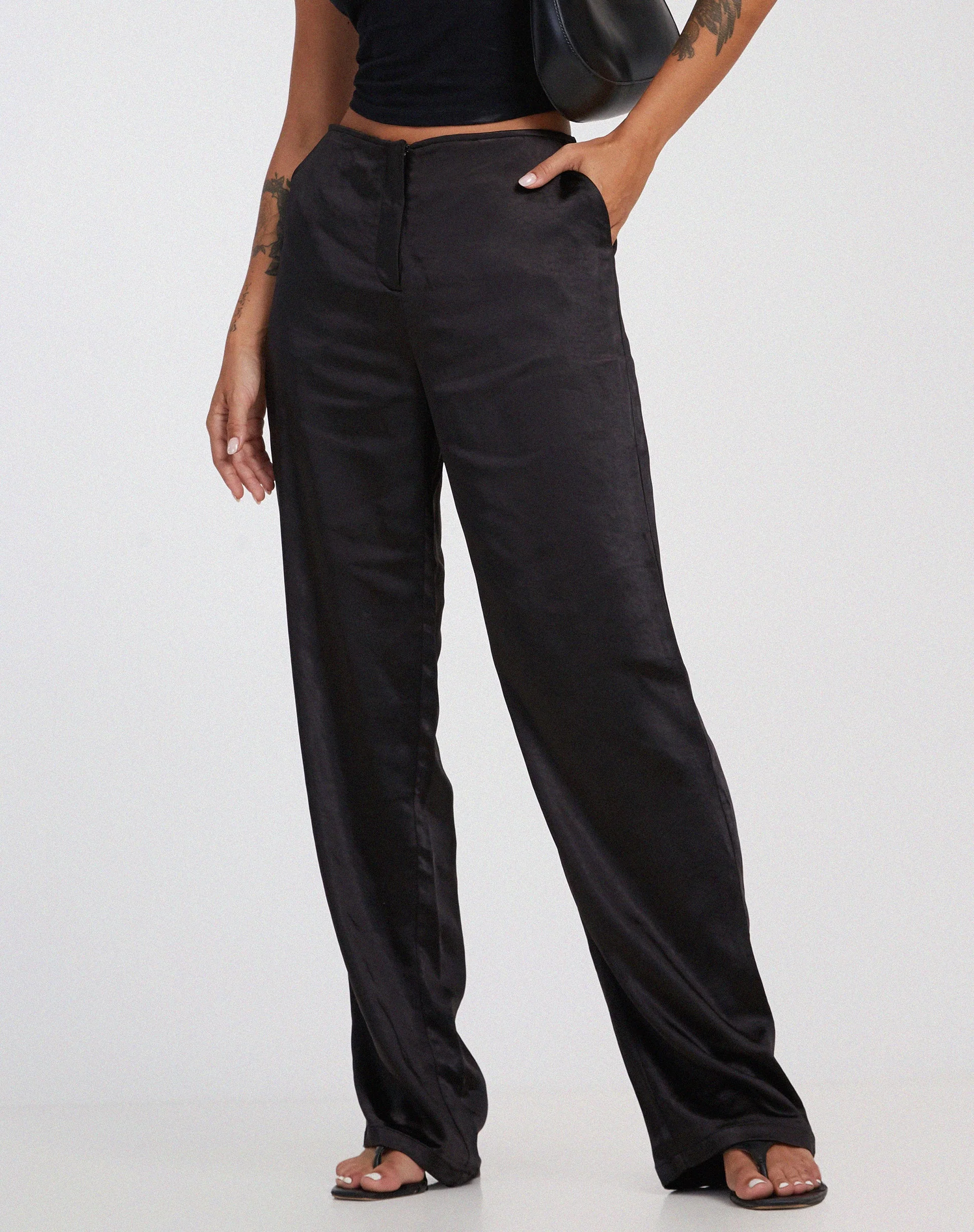 Akuna Hose mit weitem Bein aus Satin Schwarz - Image 2