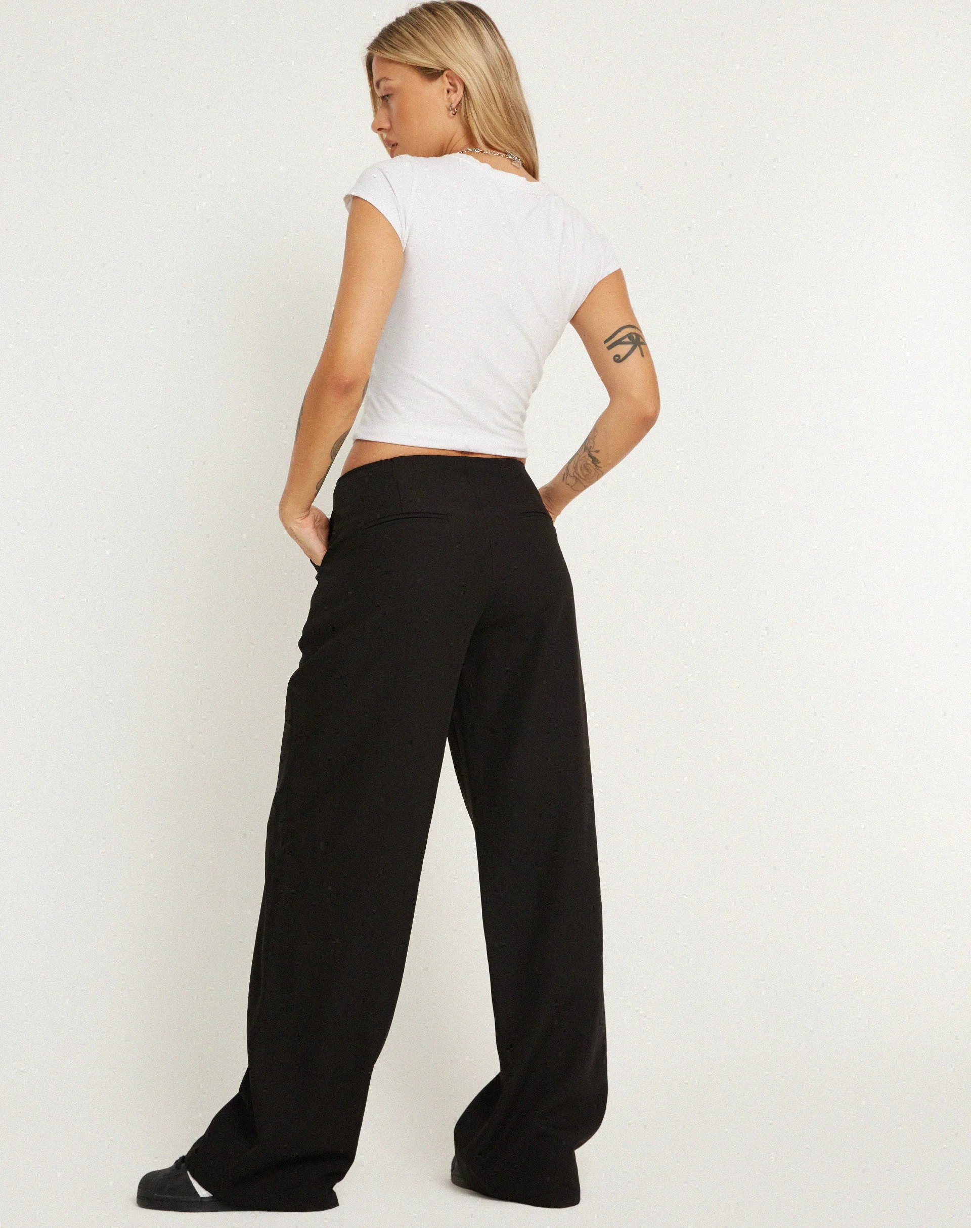 Amadi-Hose in Tailoring Schwarz - Image 5