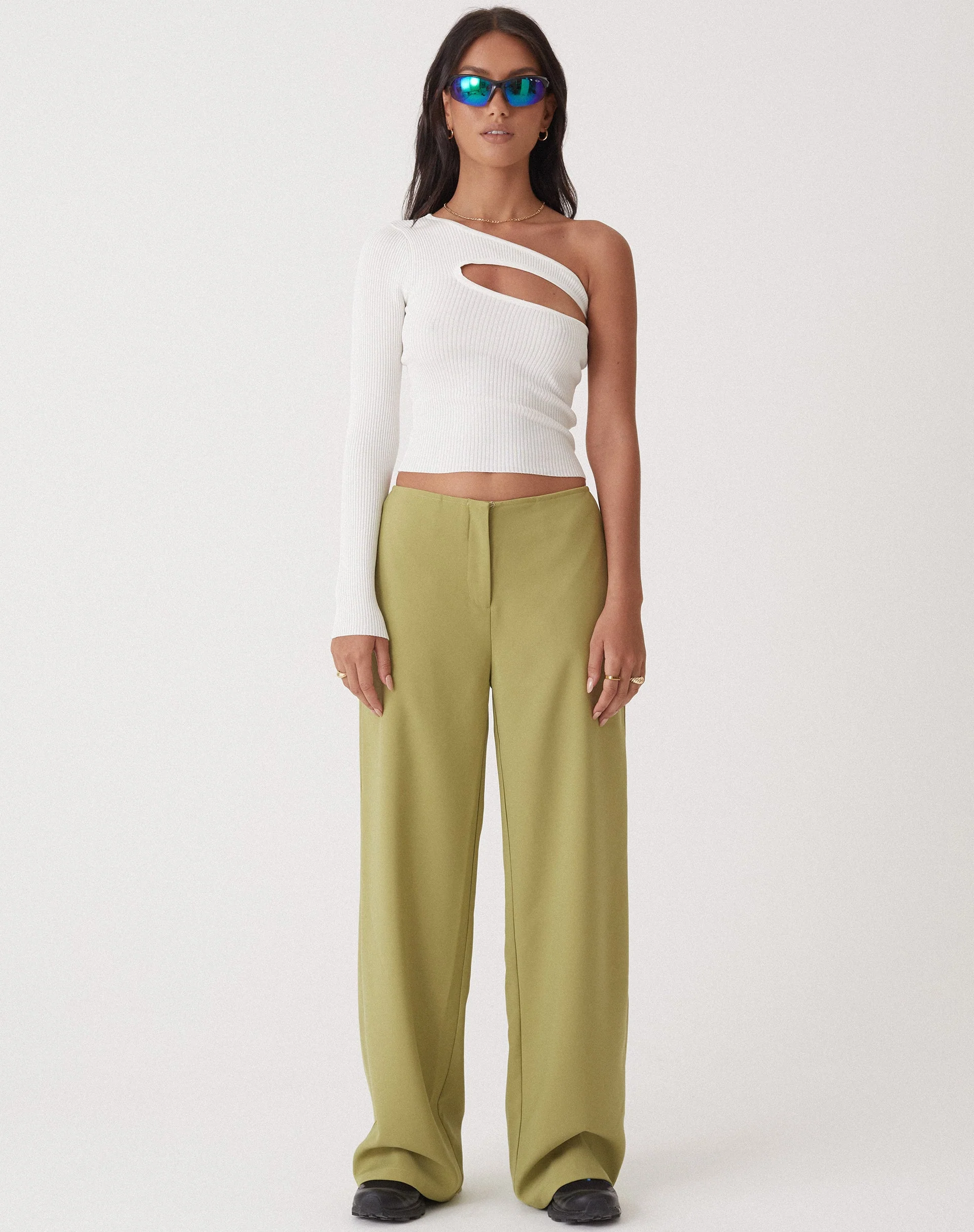 MOTEL X OLIVIA NEILL Amadi Wide Leg Trouser in Tailoring Seamfoam Grün - Image 2