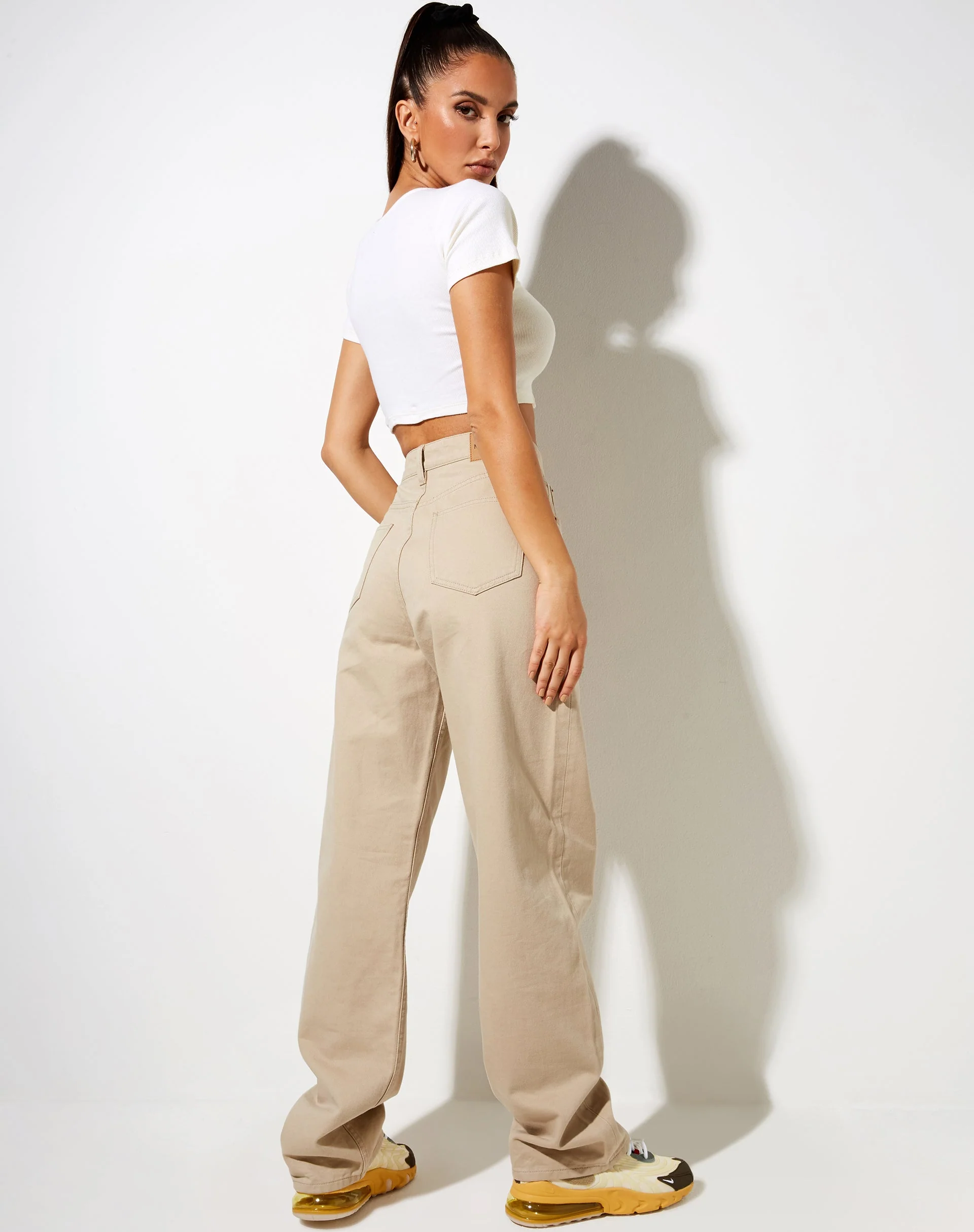 Anjali Crop Top in Rippe Elfenbein - Image 4