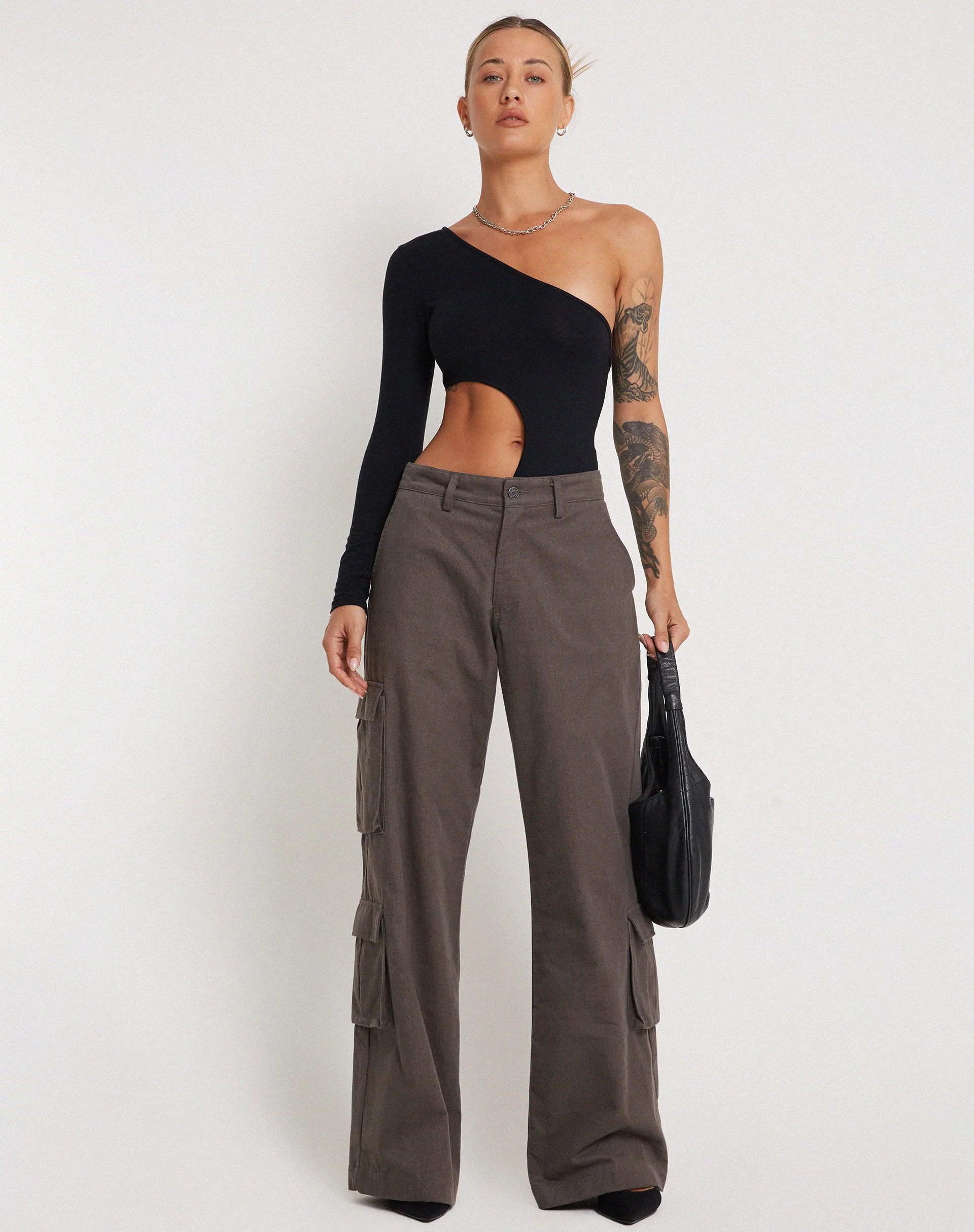 Ann Cut Out Bodysuit in Schwarz - Image 6