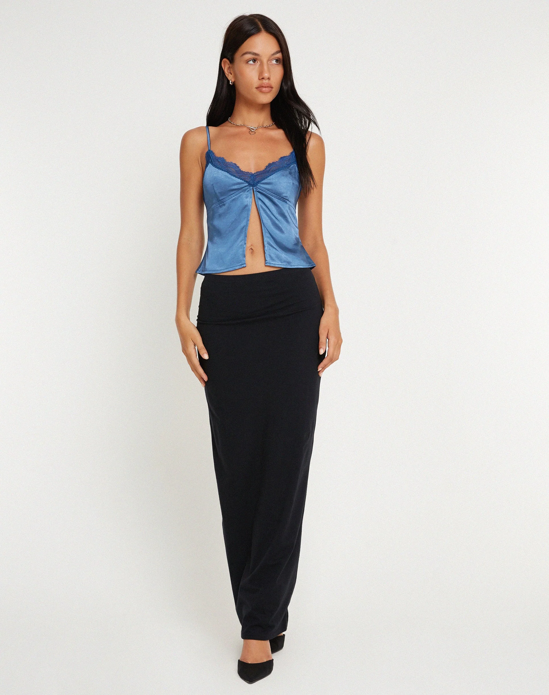 Apulia Schmetterling Top in Satin Blau - Image 3