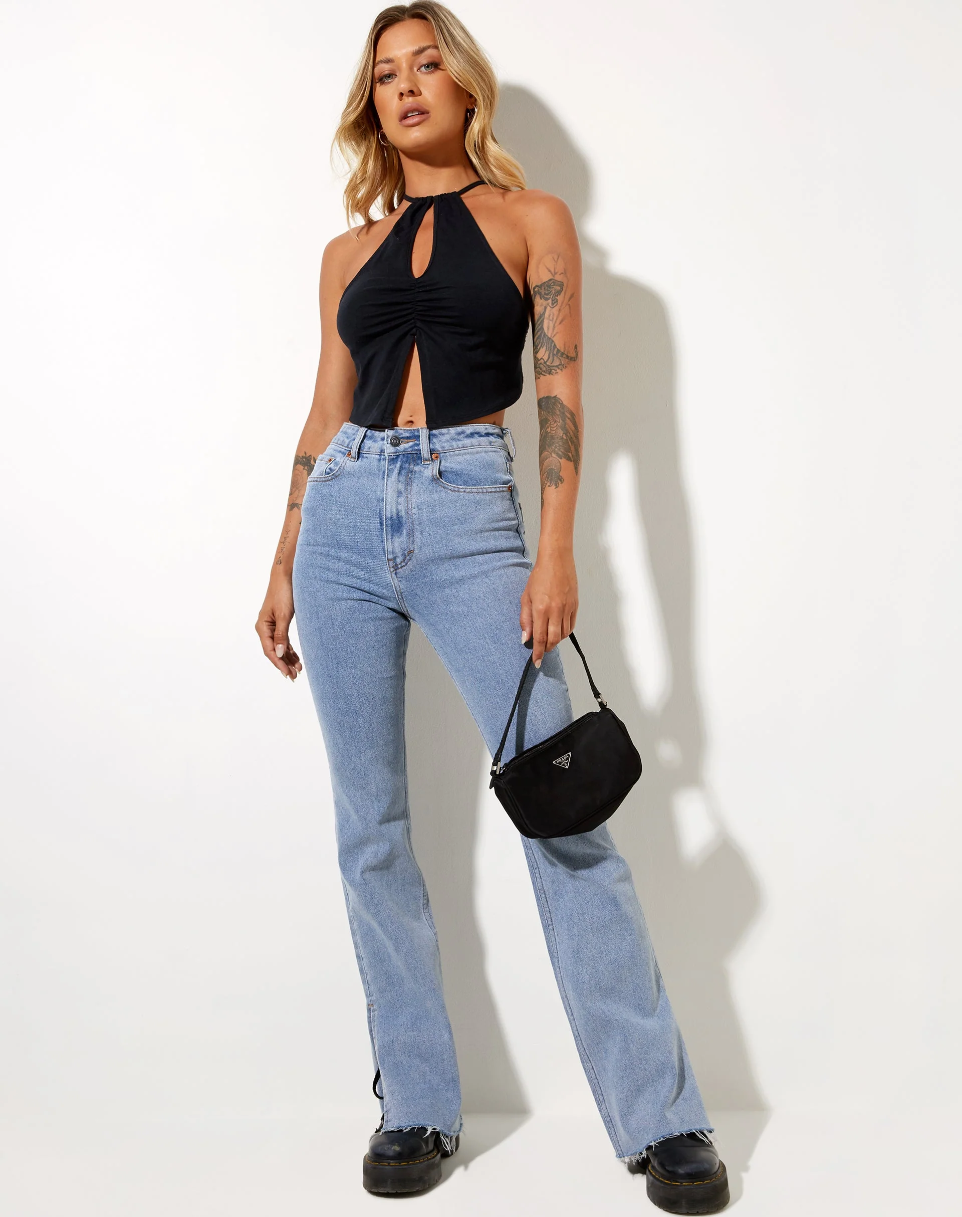 Asmi Crop Top in Schwarz - Image 3
