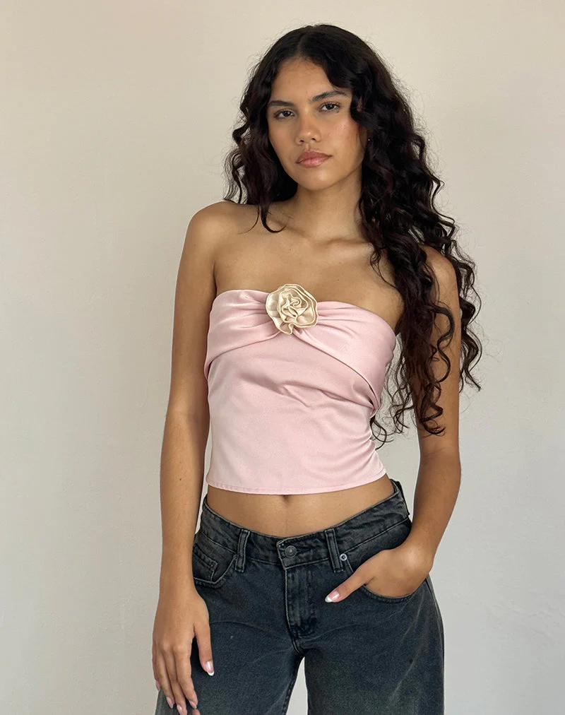 Astrum Satin Bandeau Top in Rosa mit Elfenbeinrose