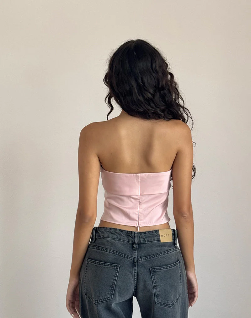 Astrum Satin Bandeau Top in Rosa mit Elfenbeinrose - Image 4