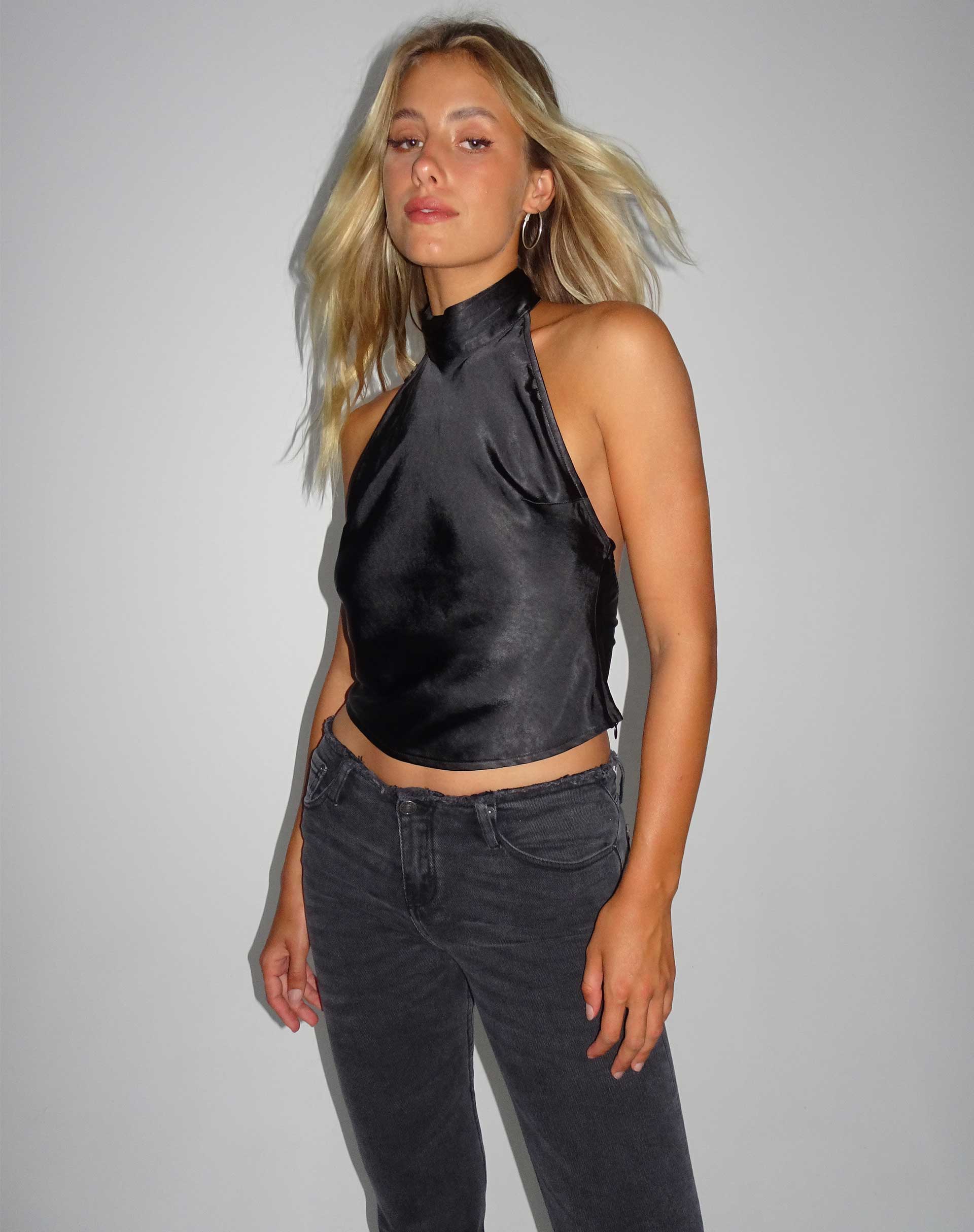 Ataina Top in Schwarz Satin