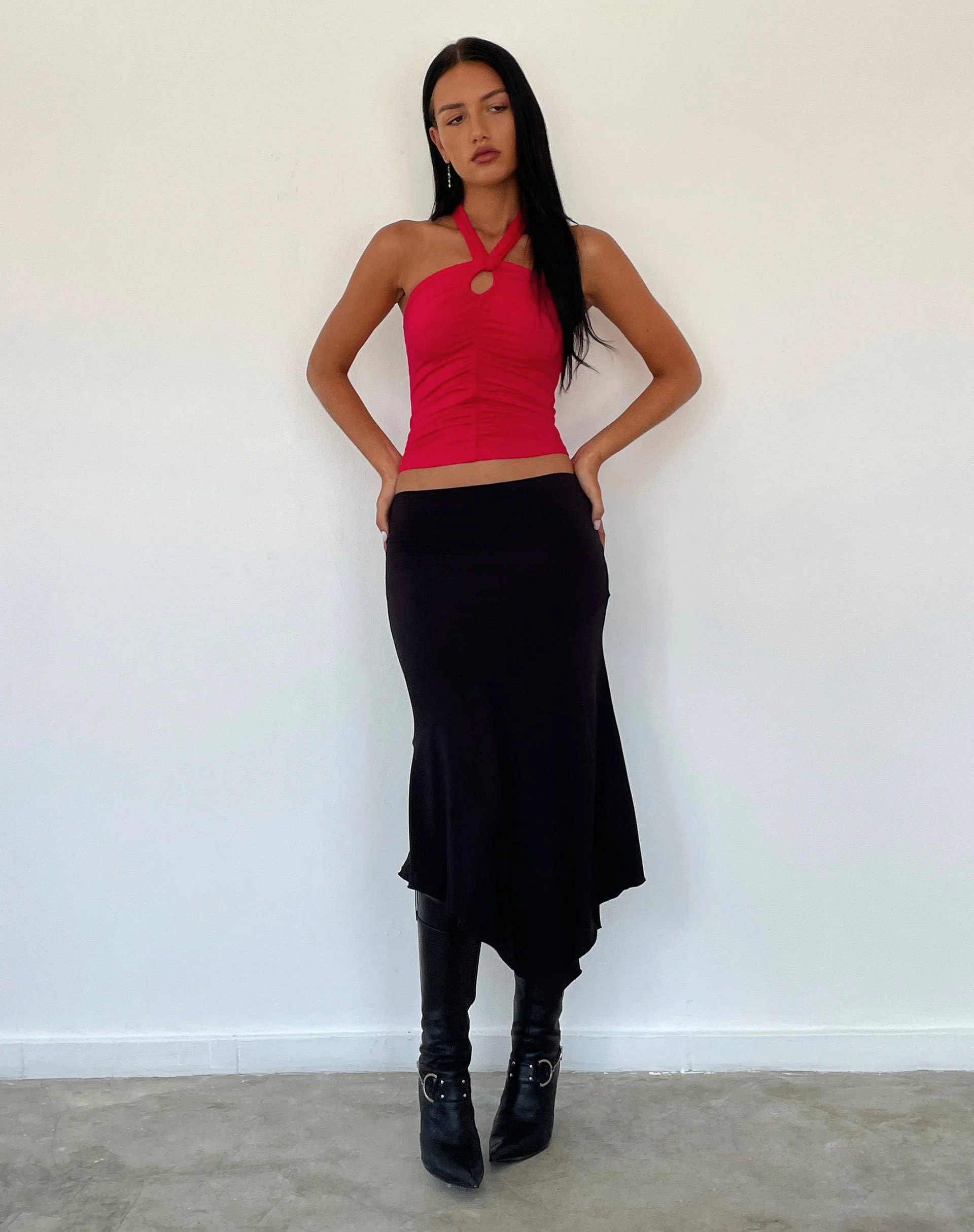 Audrey Neckholder-Top in Rot Soft Slinky - Image 4