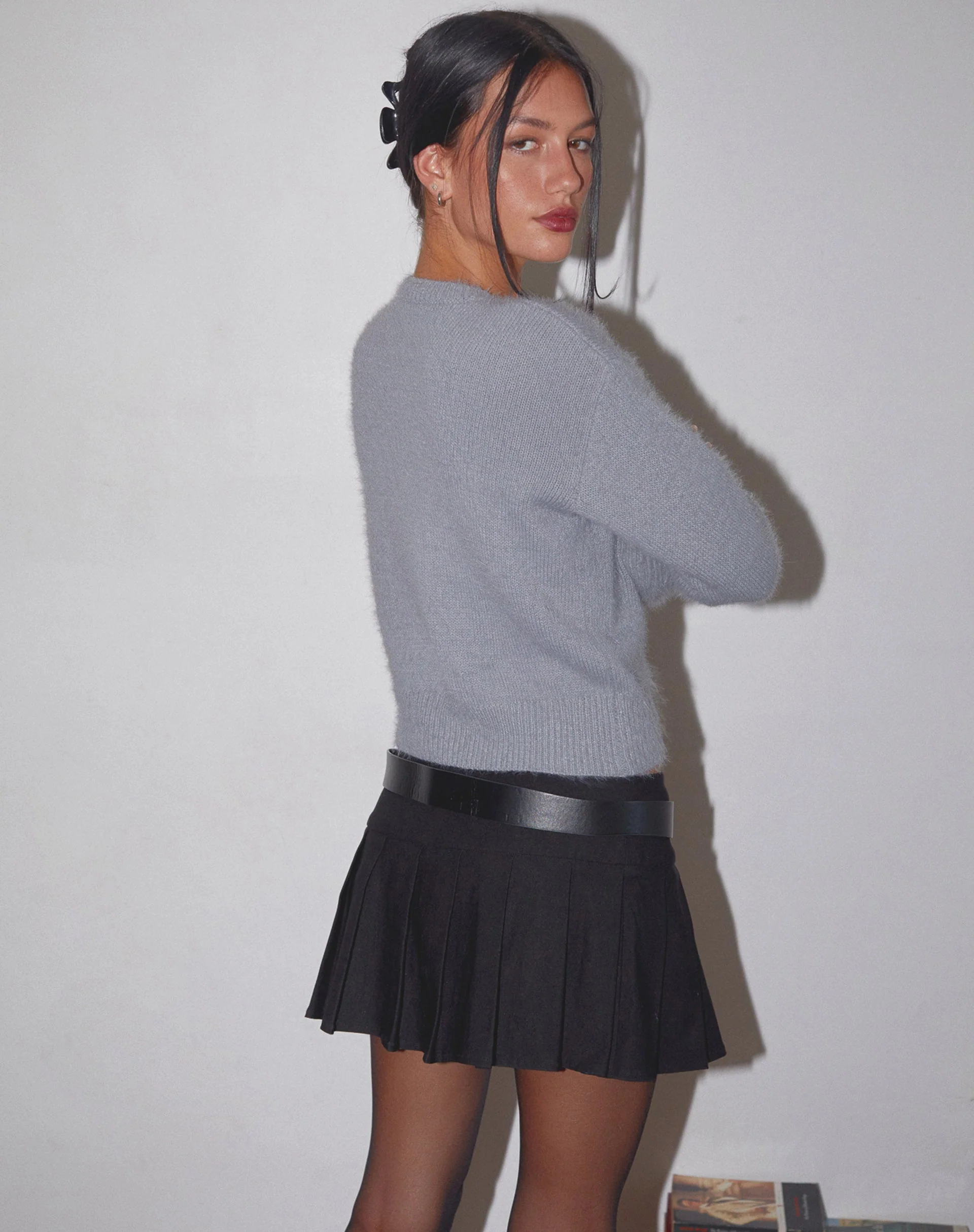 Audrina Strickjacke aus flauschigem Strick Grau - Image 4