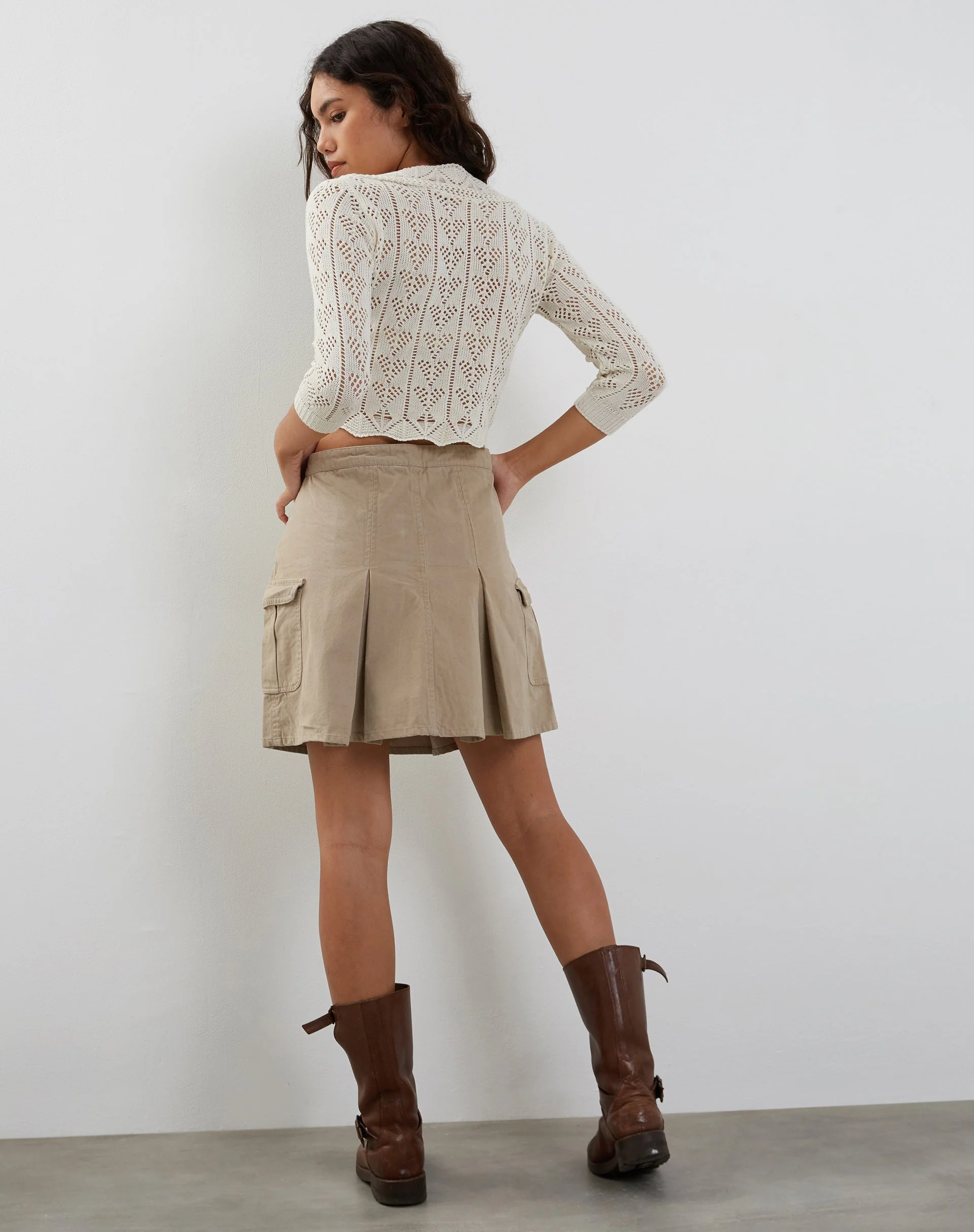 Avery Ribbon Tie Front Strickjacke in Elfenbein - Image 2