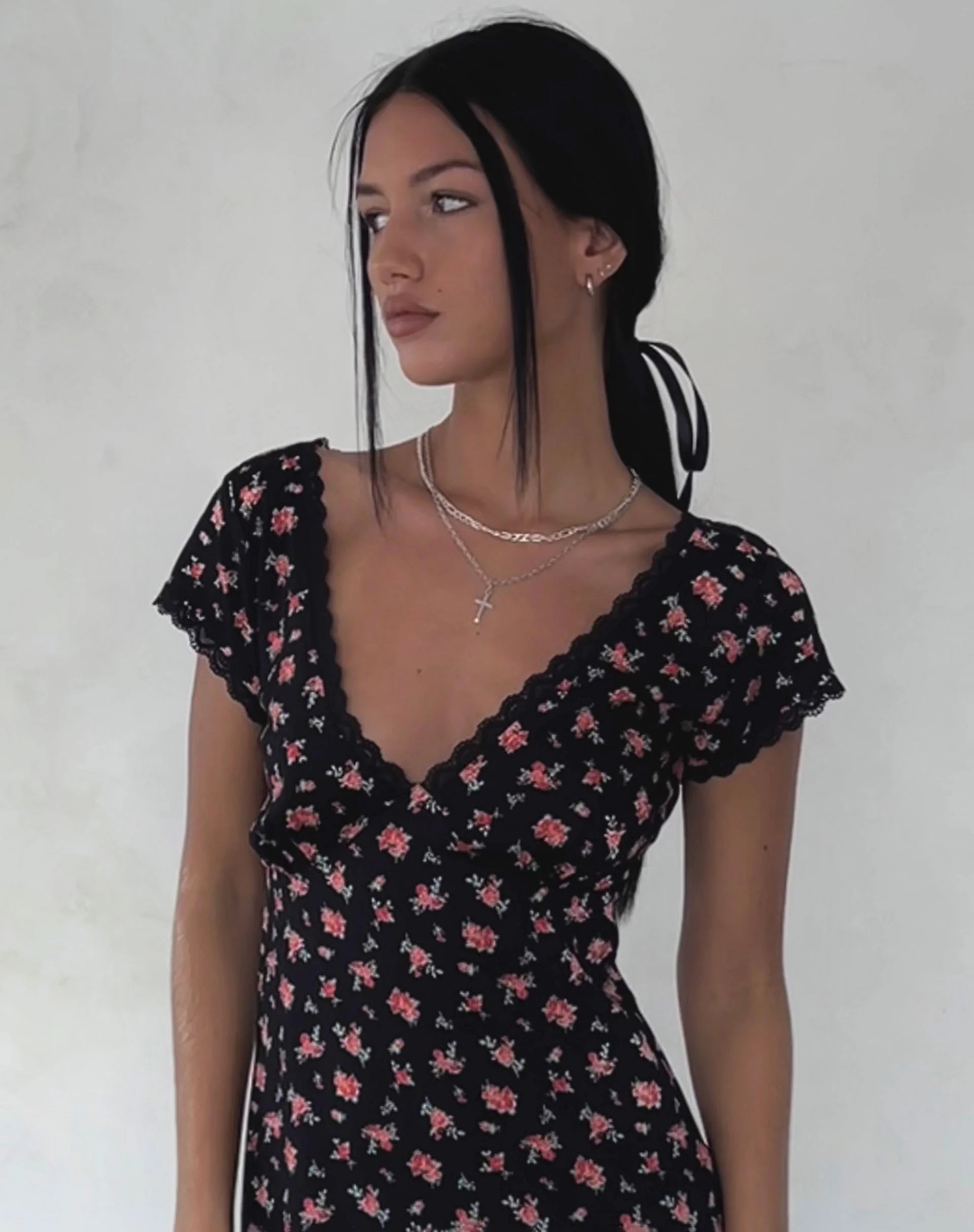 Bahata Midikleid in fließendem Rosa Schwarz - Image 5