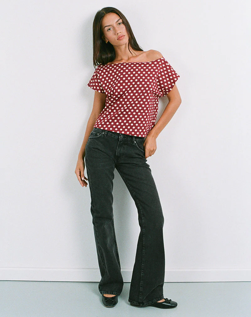 Balia Asymmetrisches Oberteil mit kurzen Ärmeln in Polka Wine - Image 4