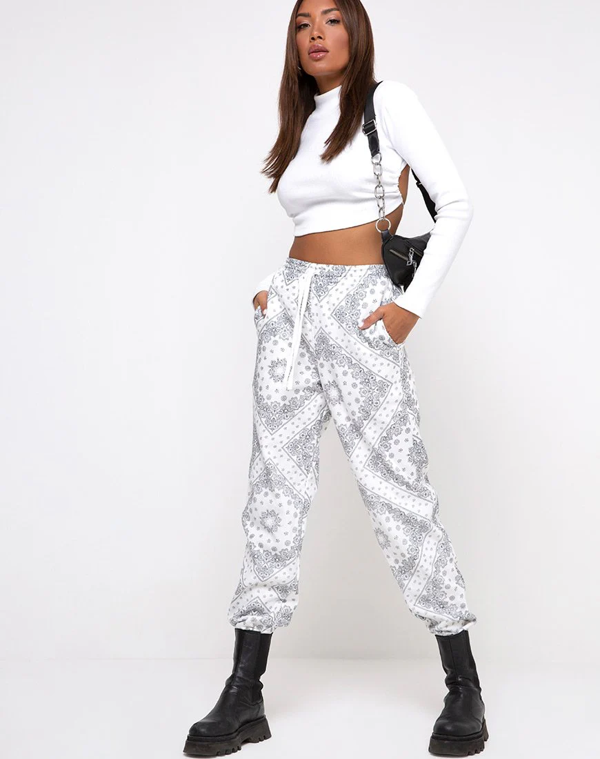 Basta Jogger in Bandana Ecru Platzierung - Image 4