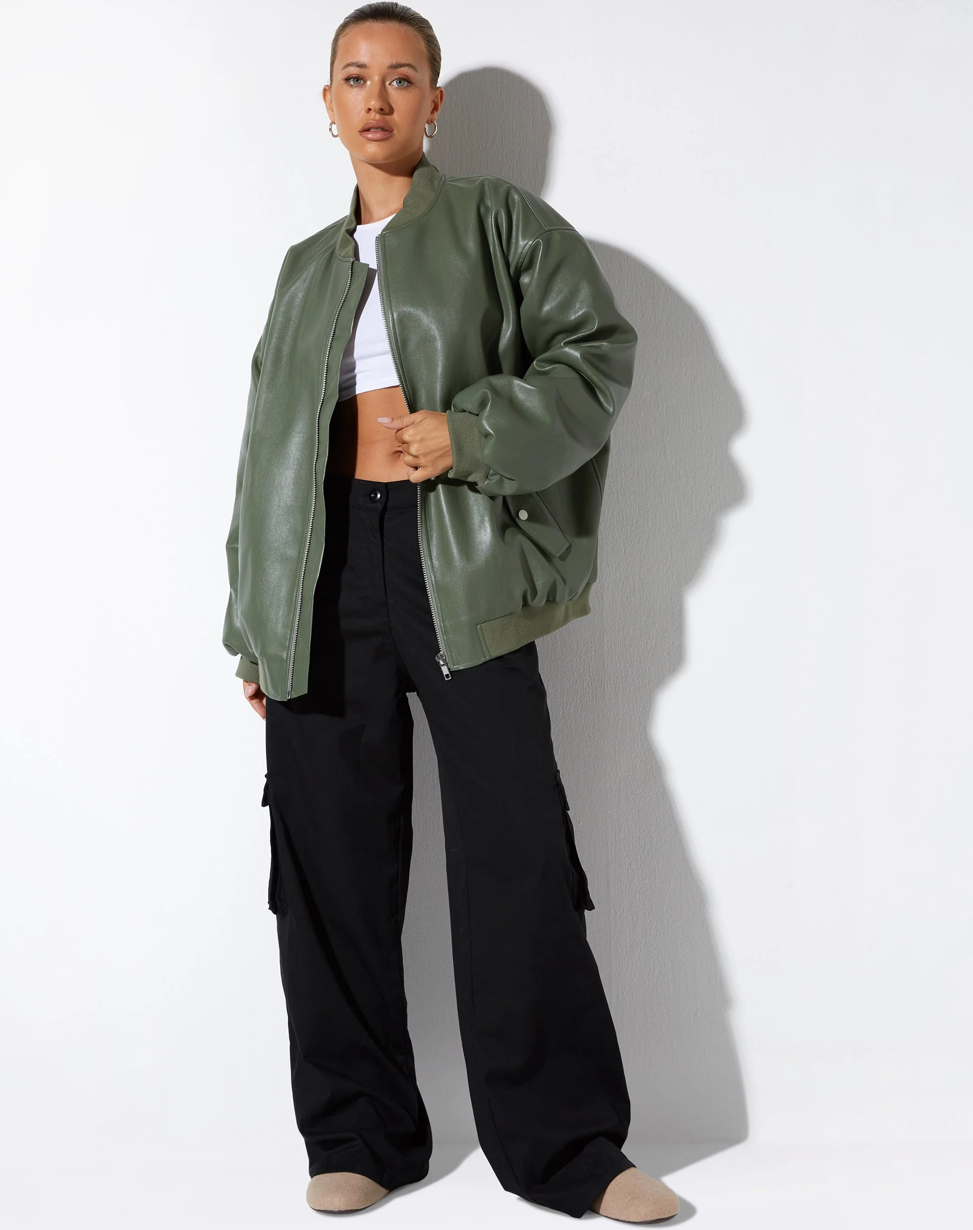 Benta Jacke in PU-Olive - Image 2