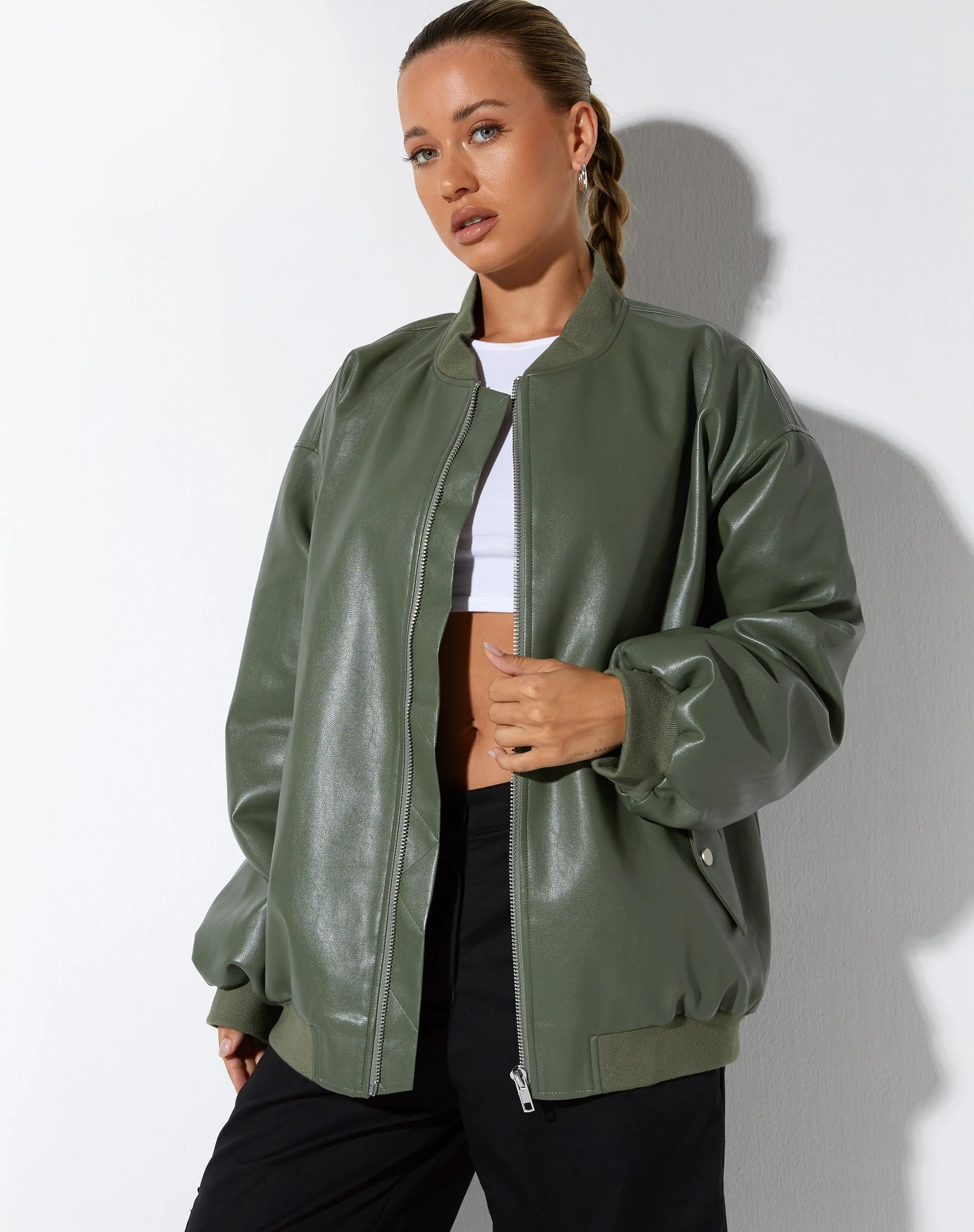 Benta Jacke in PU-Olive - Image 4