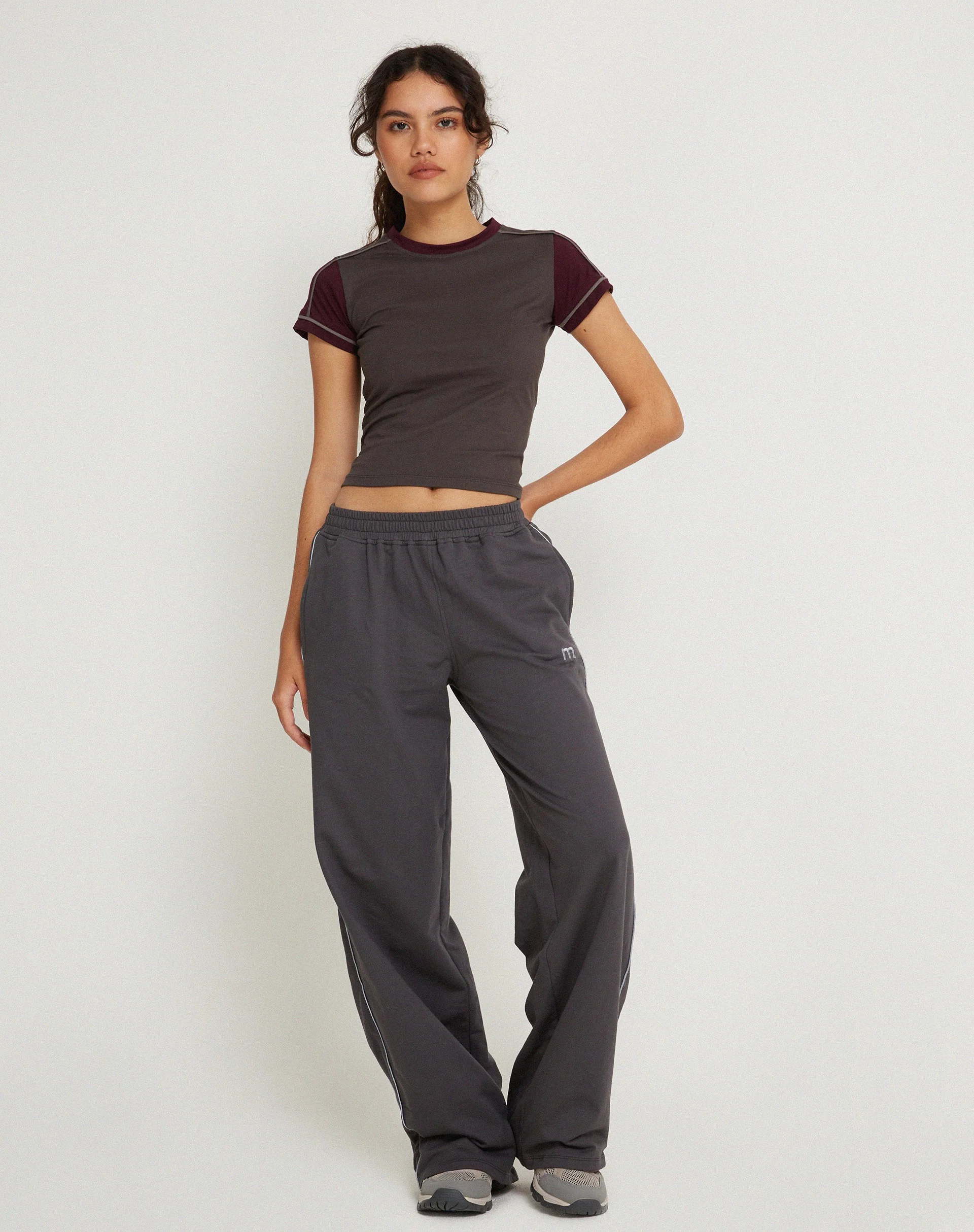 Benton Wide Leg Jogger in Beluga Grau - Image 3