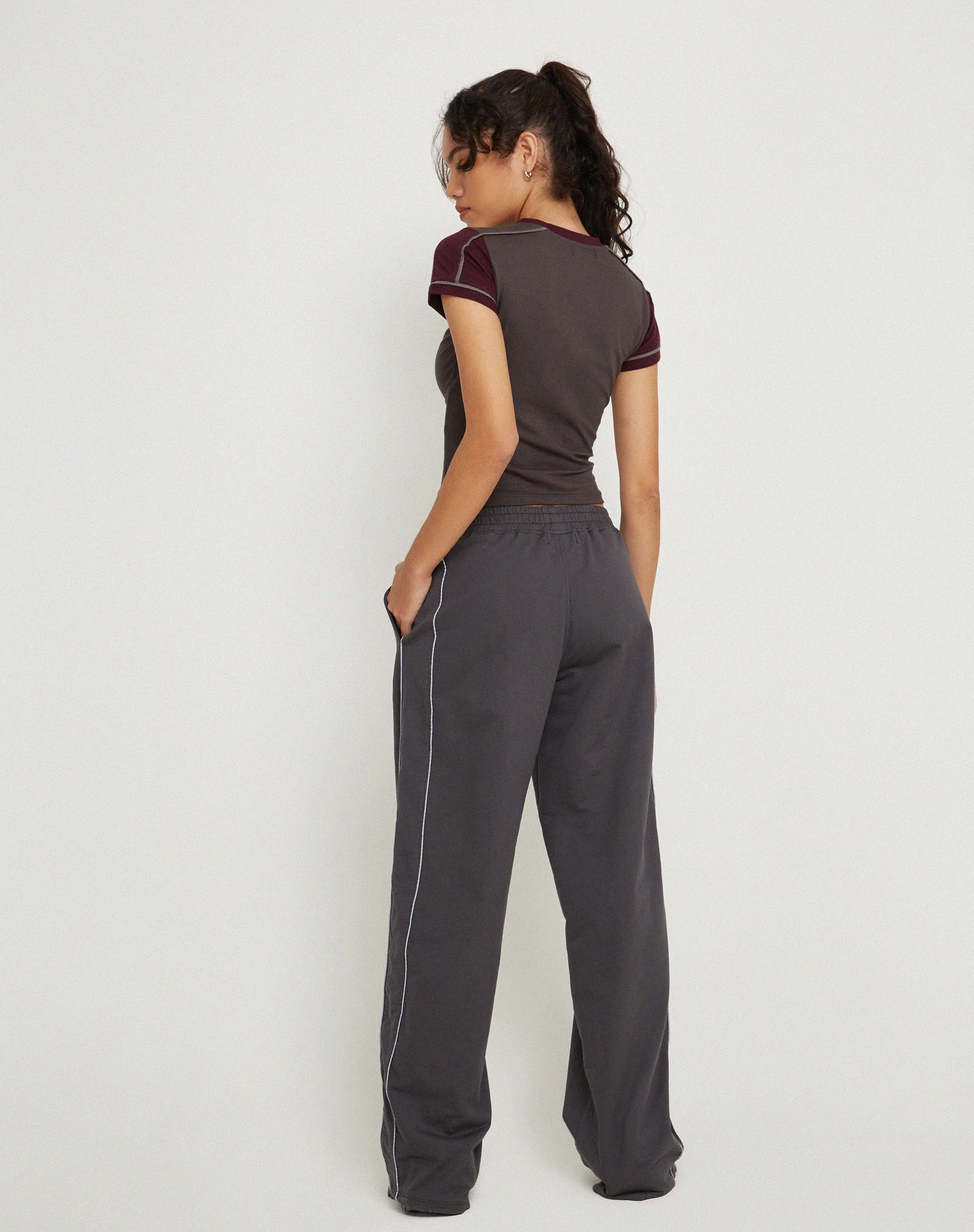 Benton Wide Leg Jogger in Beluga Grau - Image 6