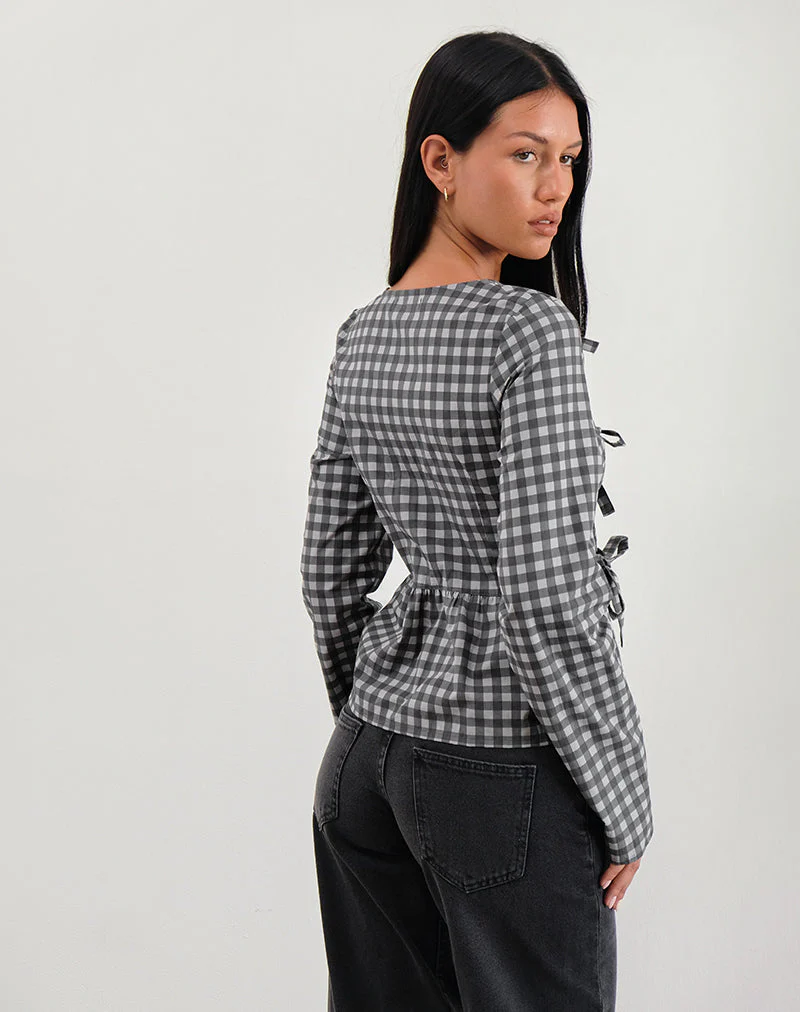 Bertaria Langarm-Top in Tonal Gingham Schwarz und Grau - Image 4