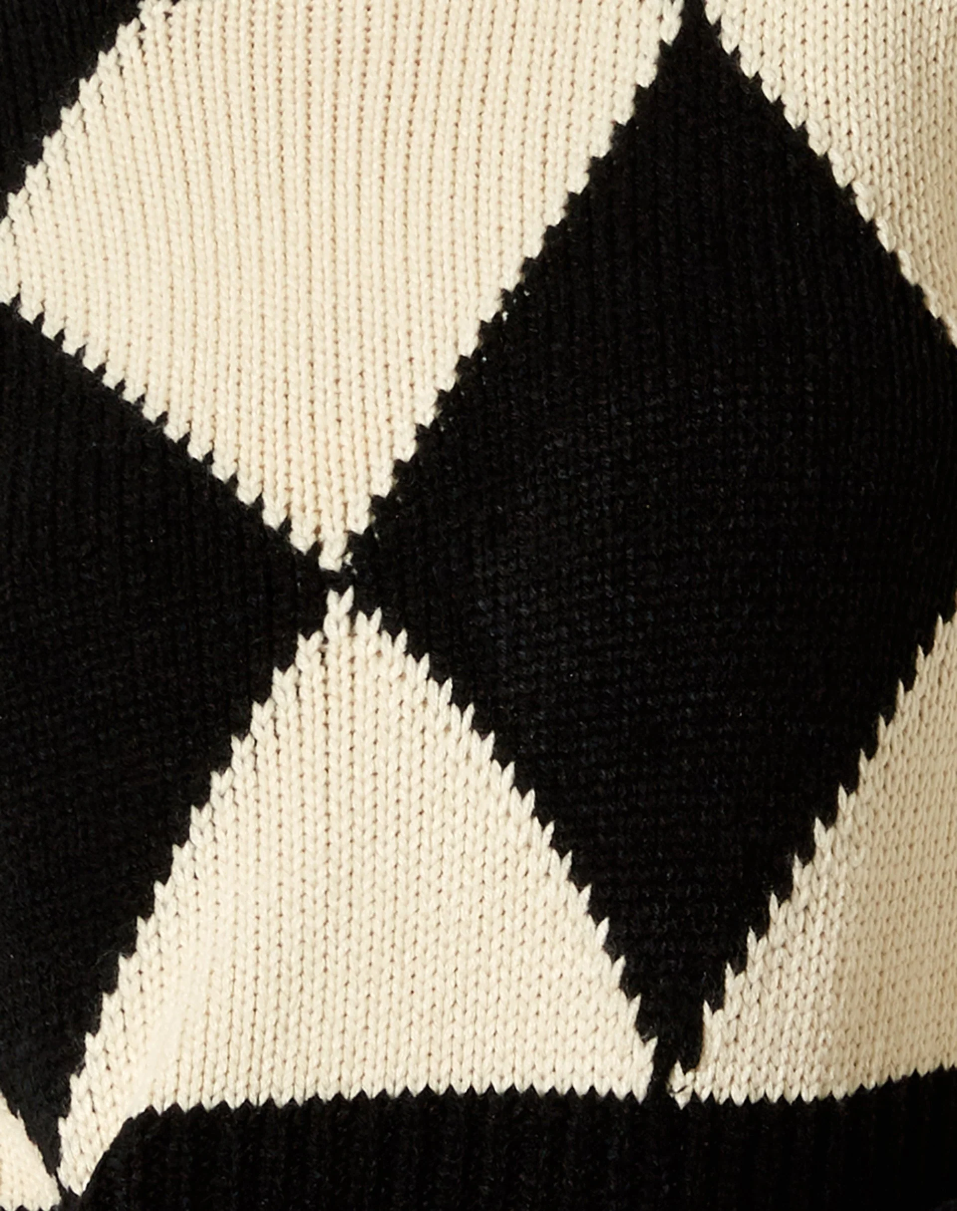 Binda Pullover in Harlekin Schwarz und Off White - Image 6