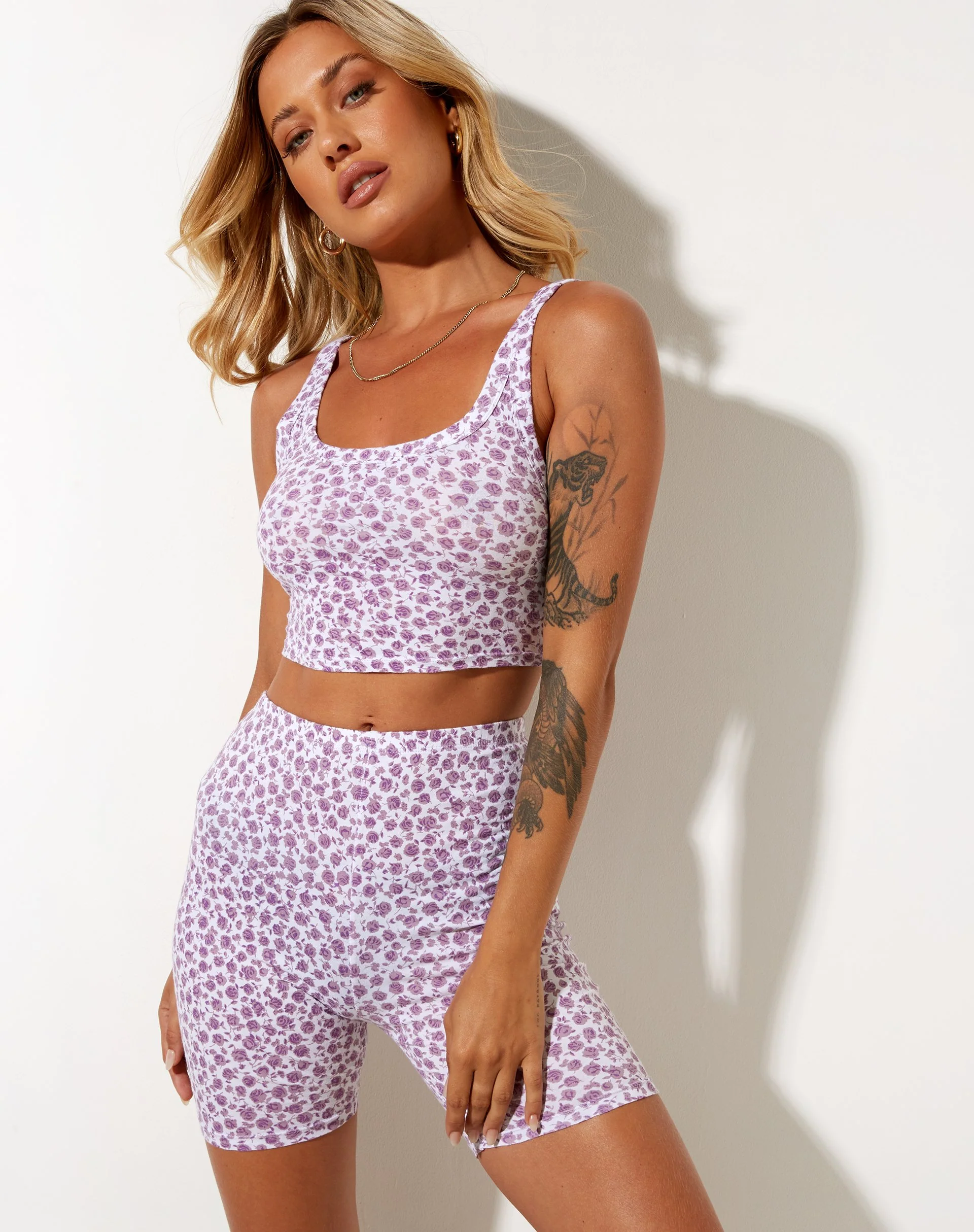 Blois Crop Top in Ditsy Rose Flieder - Image 3