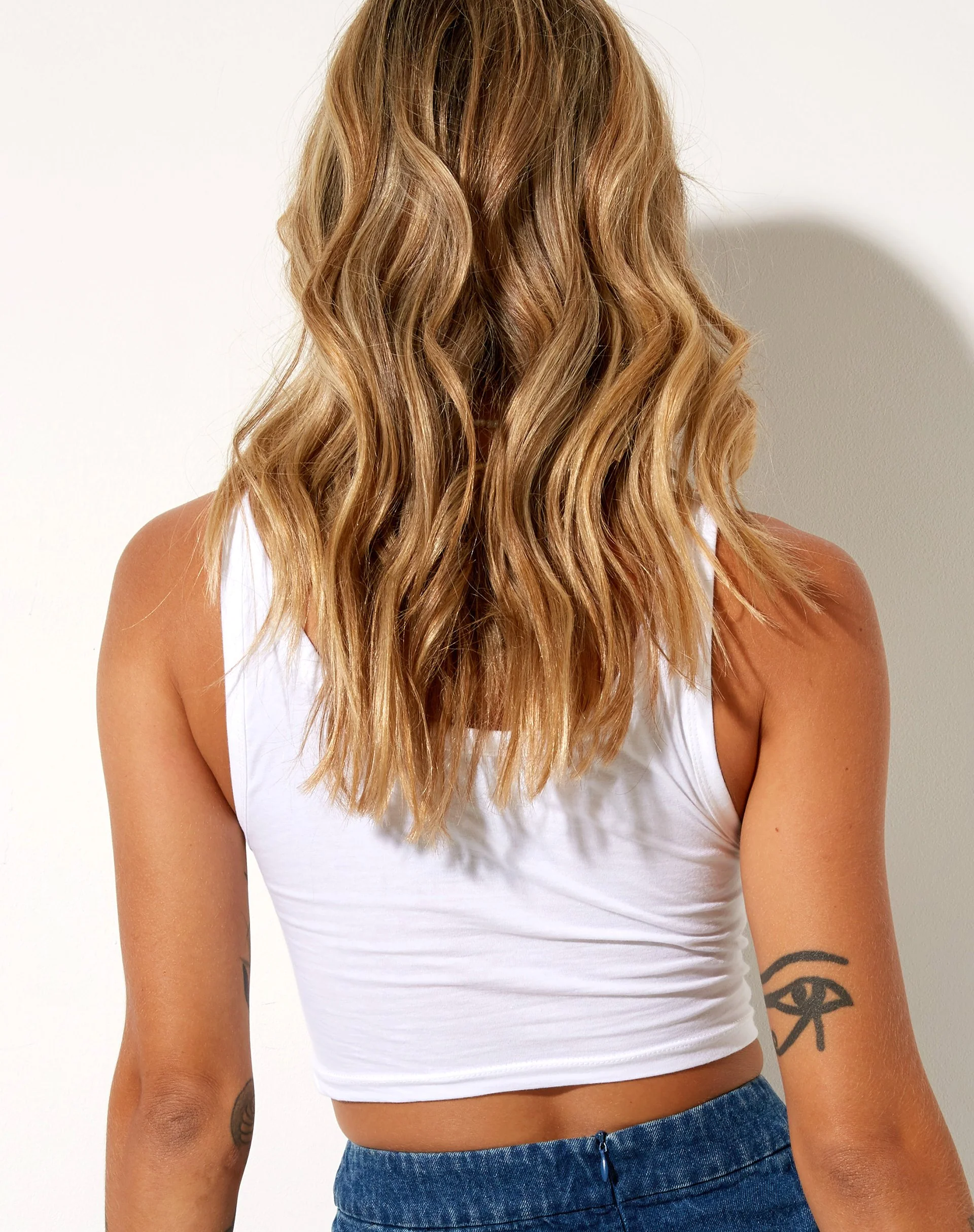 Blois Crop Top in Weiß 2 Cute 4 U - Image 2