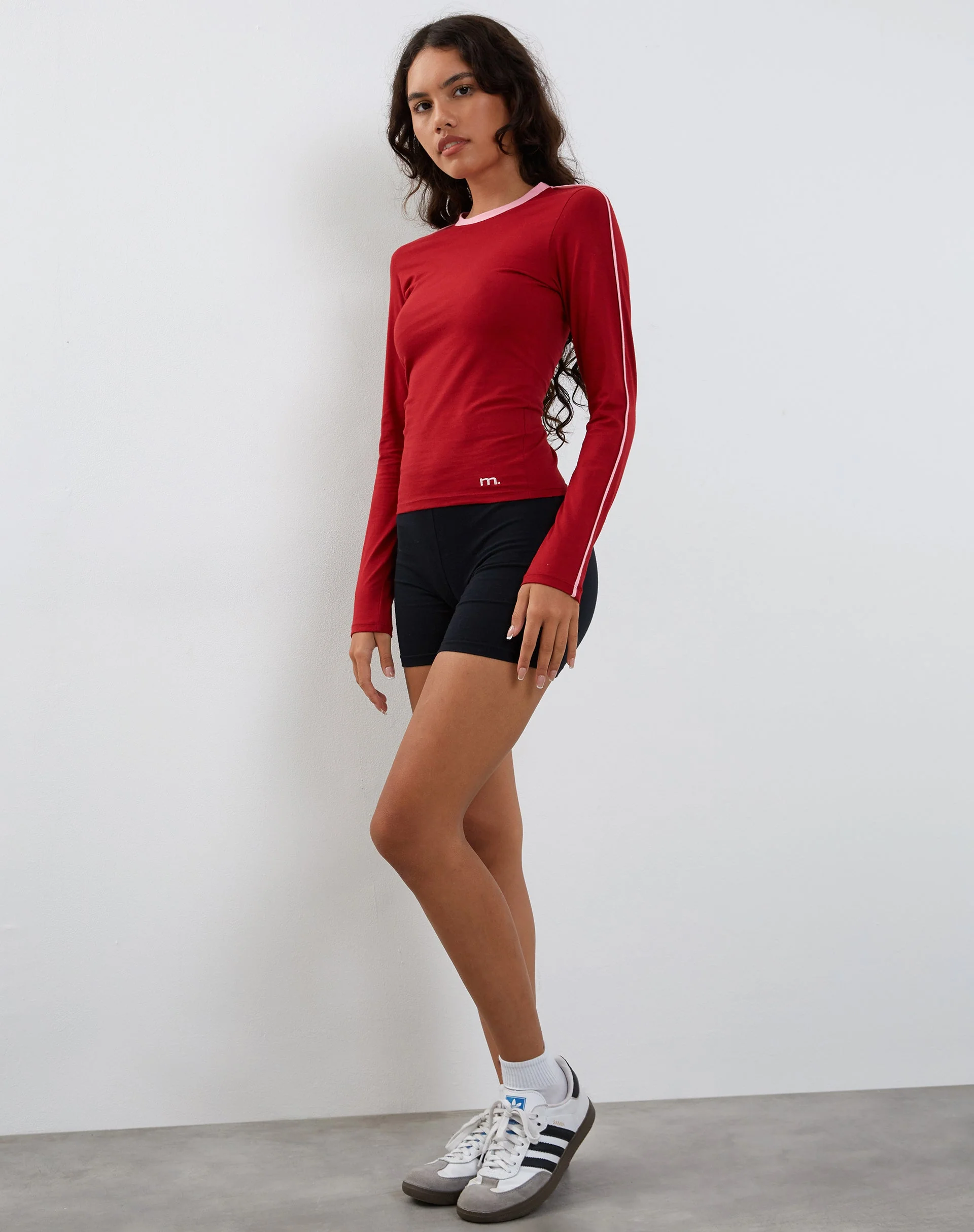 Bonija Langarm-Top in Rot mit rosa Bändern - Image 5
