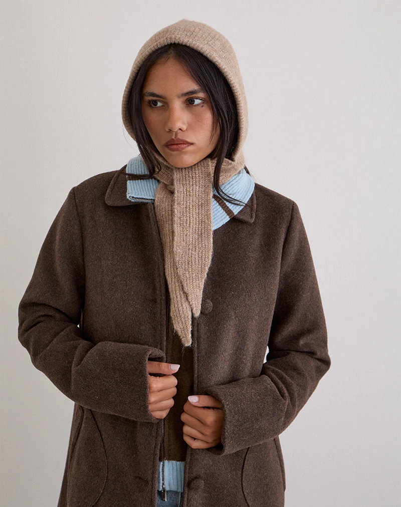 Mütze in Beige gestrickt