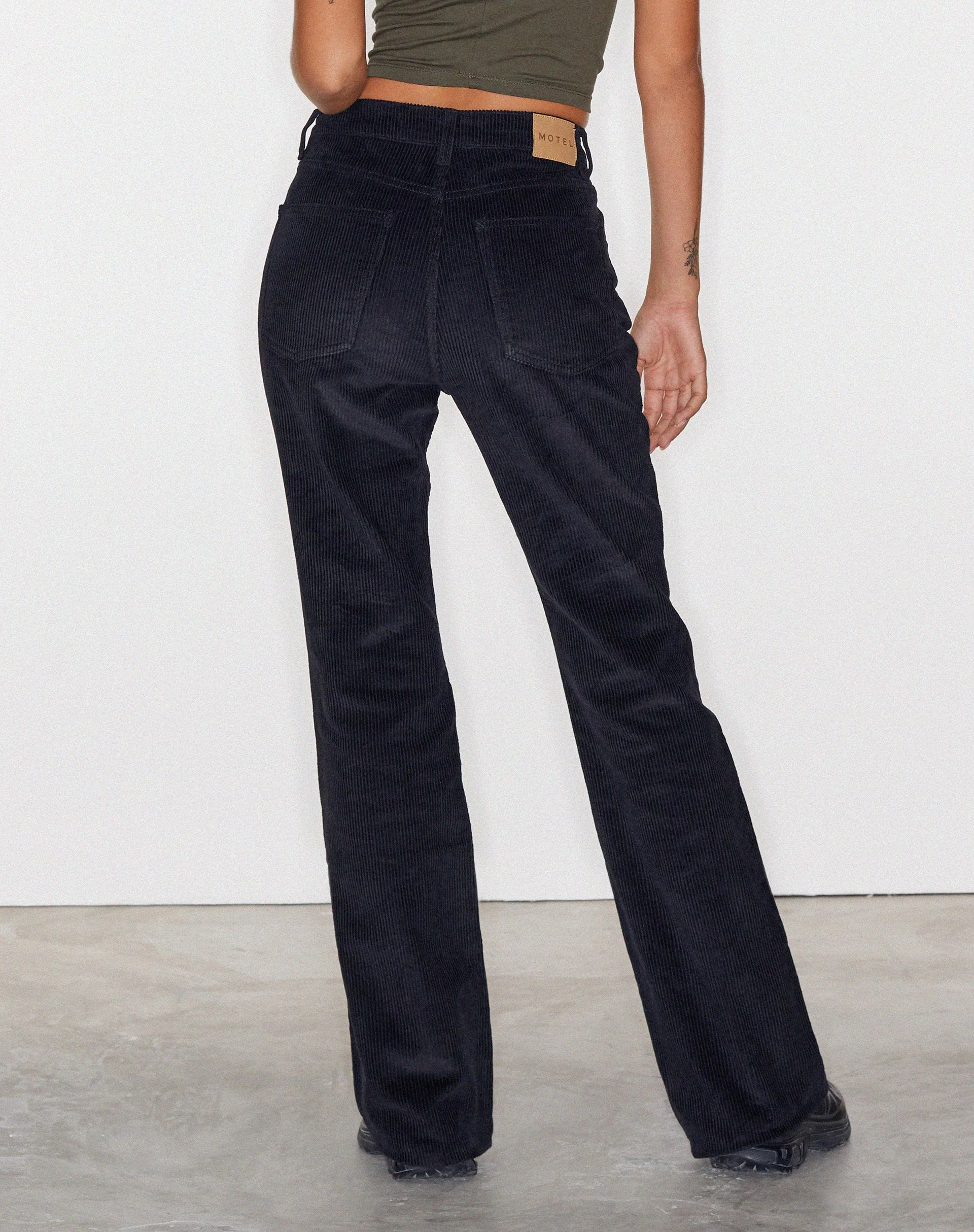 Bootleg Jeans aus Cord Klassisch Schwarz - Image 4