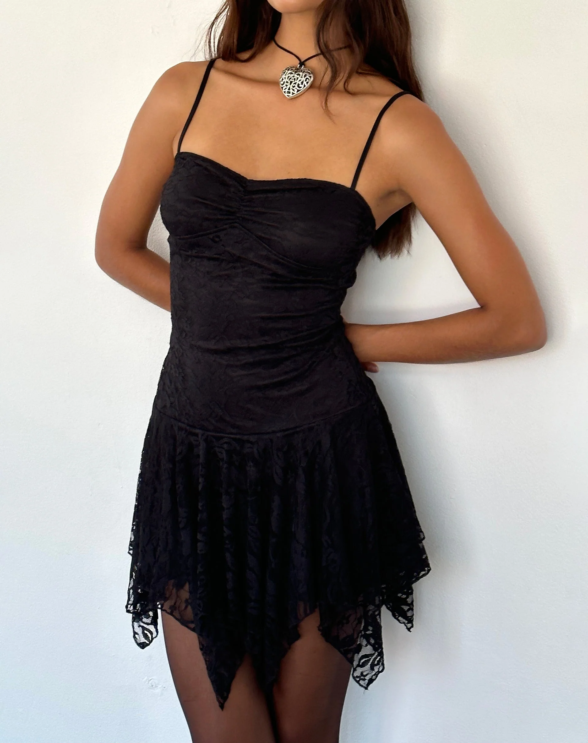 Brilliana Minikleid aus floraler Spitze Jet Black - Image 2