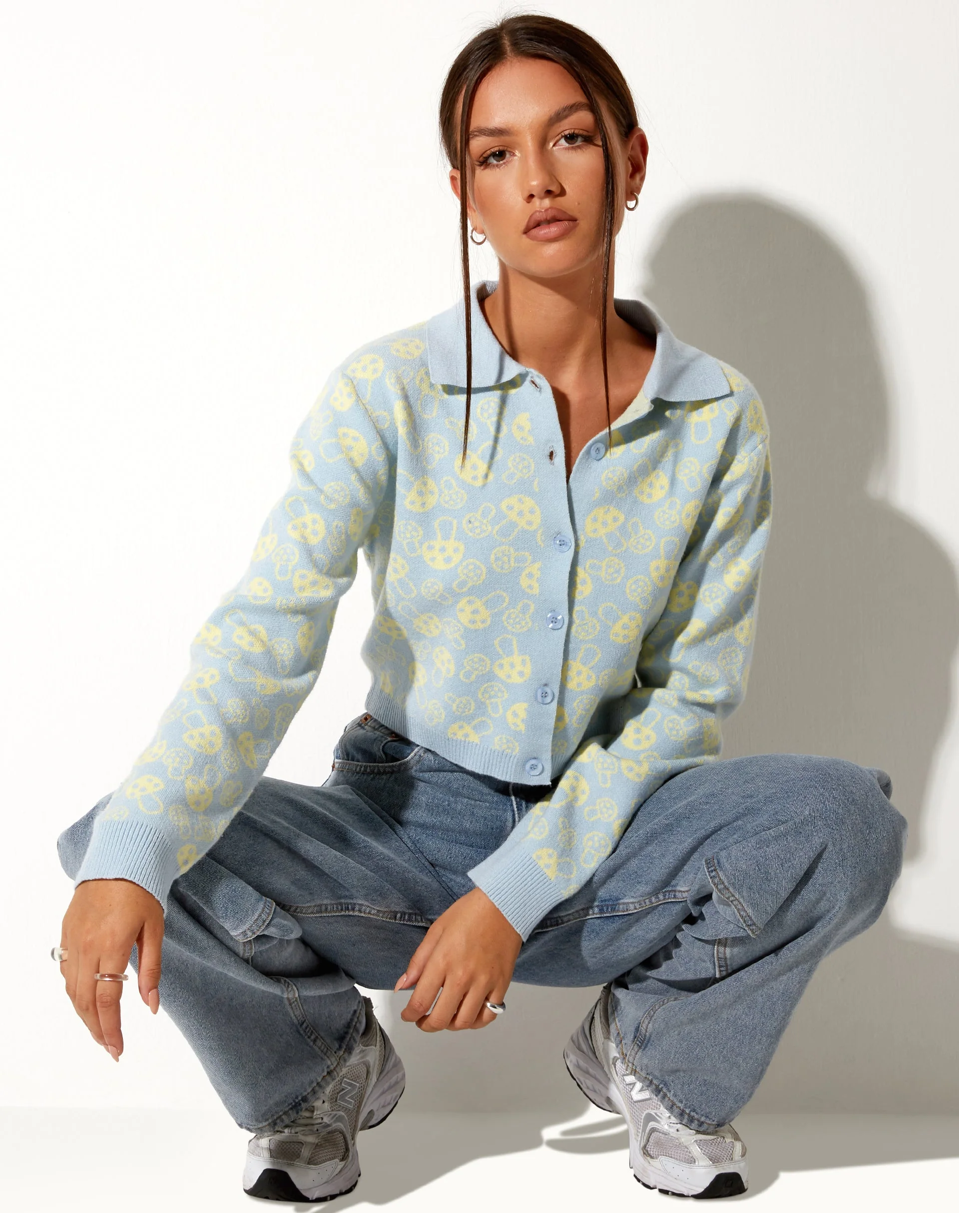 Bufo Strickjacke in Baby Shroom Blau und Gelb