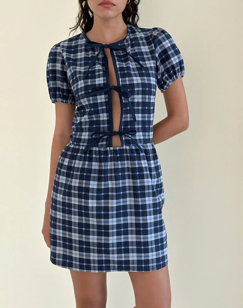 Byan Krawattenkleid aus Tartan in Dunkelblau - Image 5