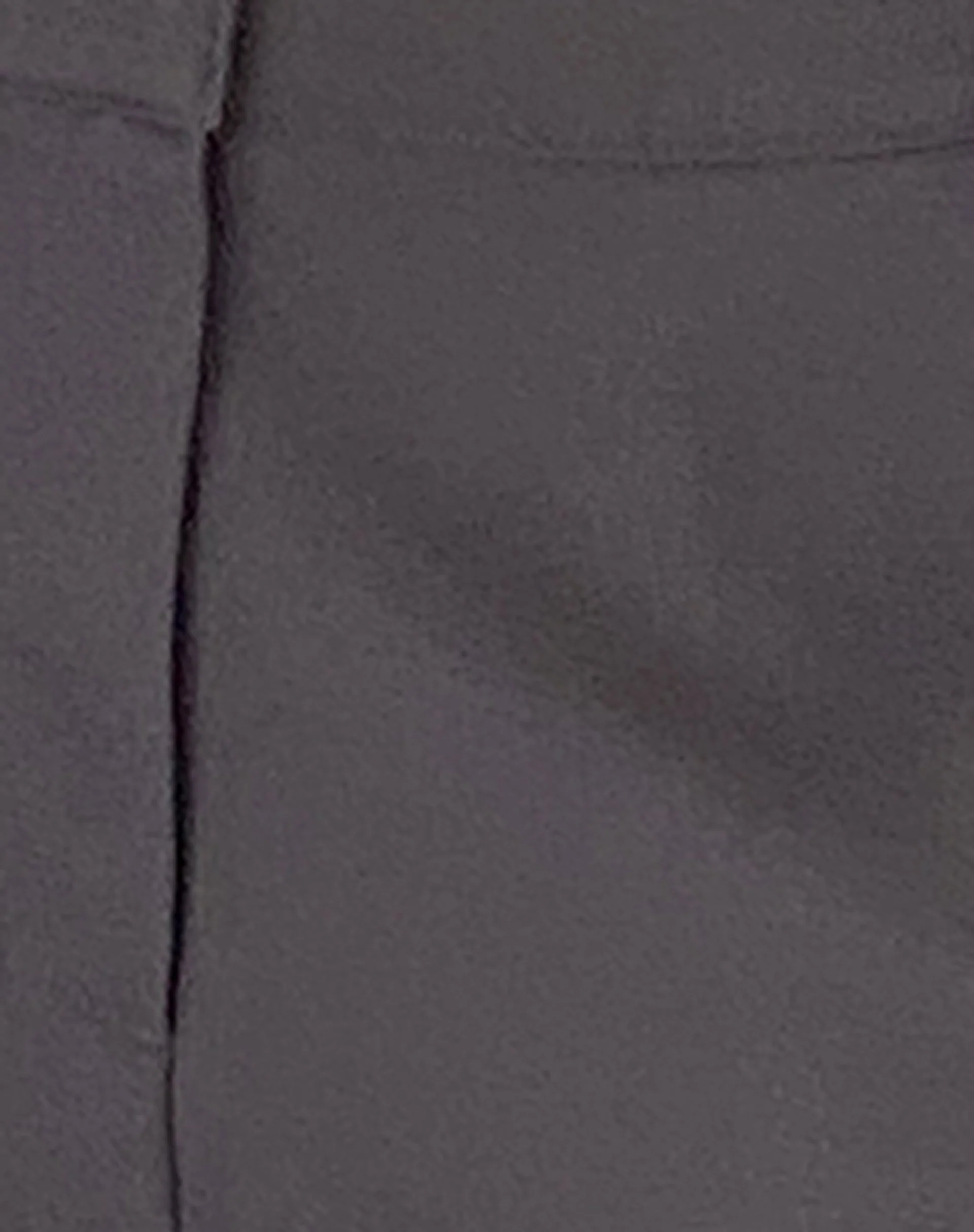 Caelus Tailored Short in dunkler Holzkohle - Image 6