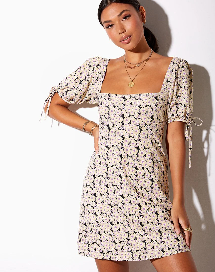 Calia Kleid in Daisy Day Dream Creme