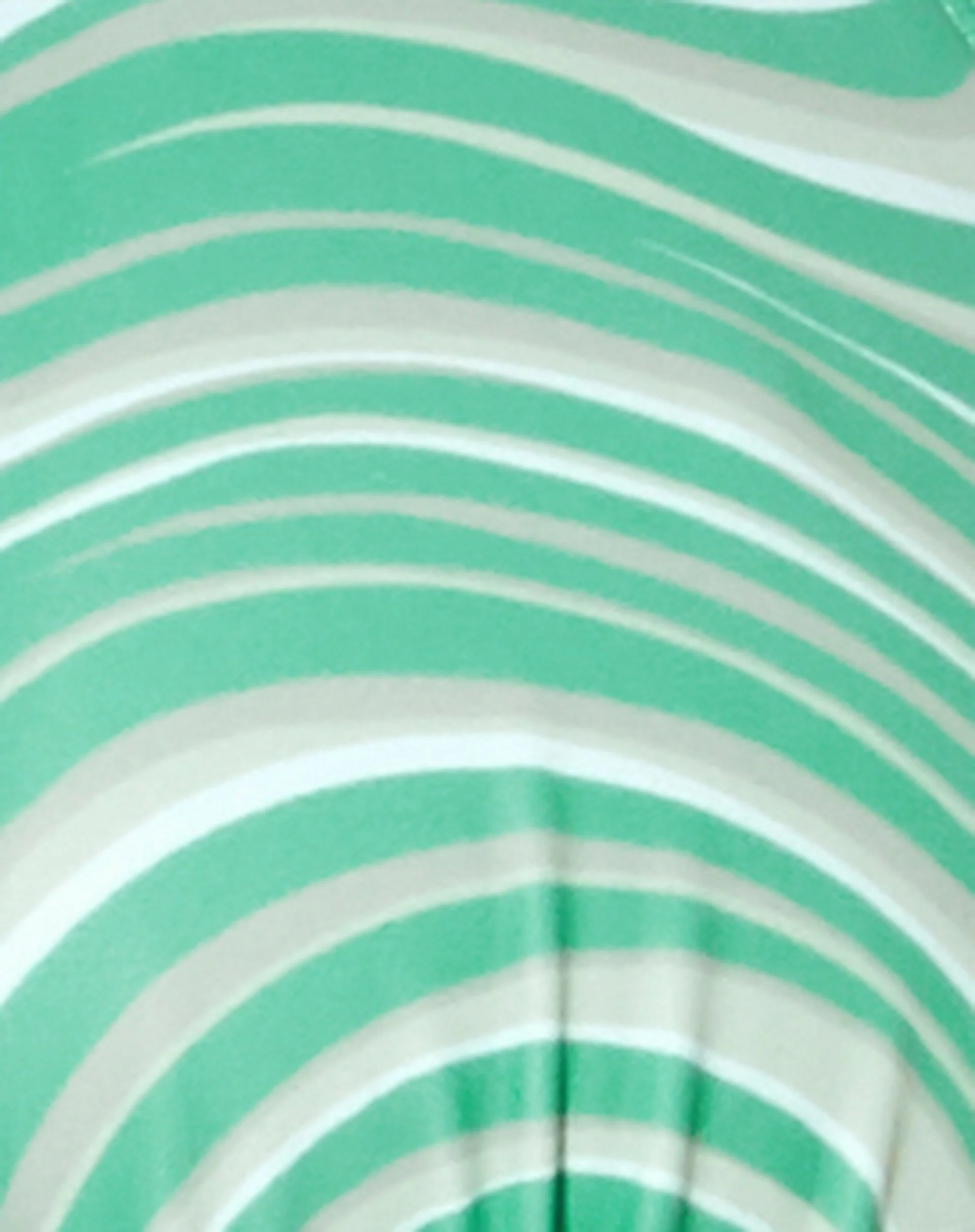 Cerry Plunge Bikinioberteil in 70er Jahre Ripple Grün - Image 6
