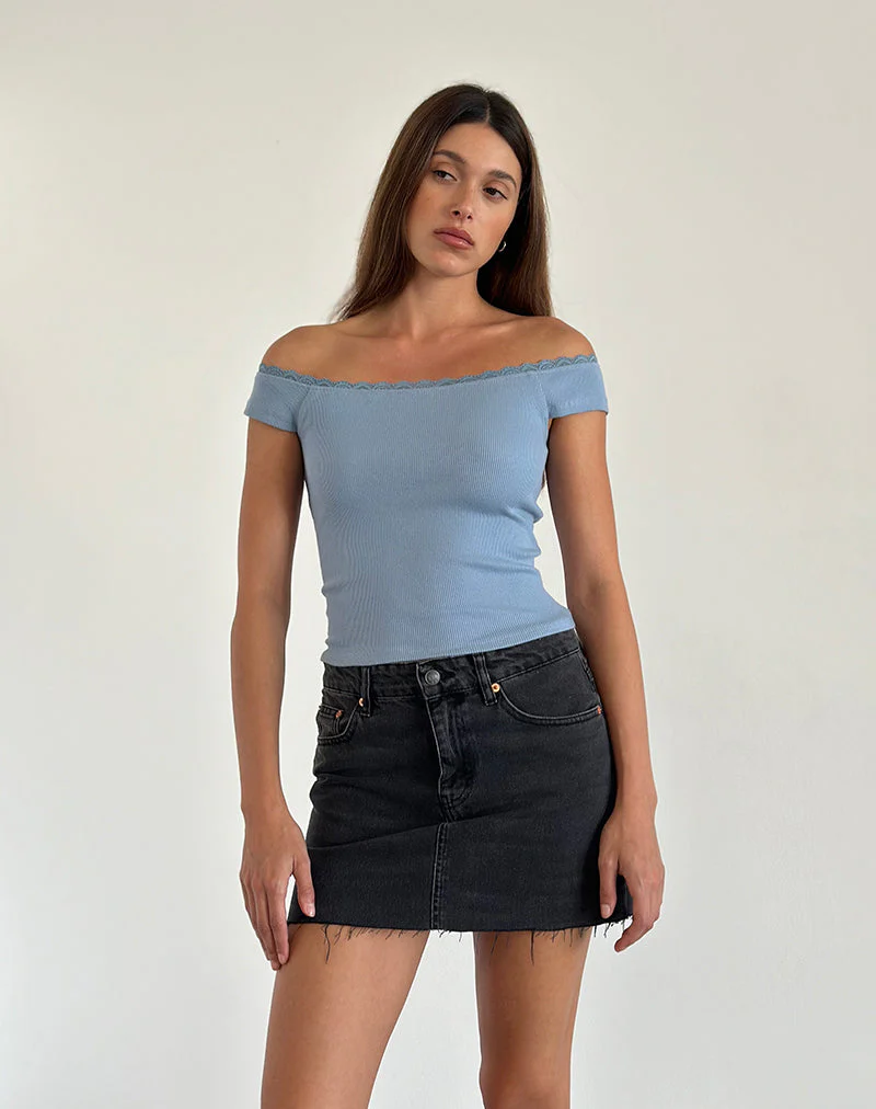 Chacha Geripptes Bardot-Top aus blauer Spitze in Nantucket - Image 2