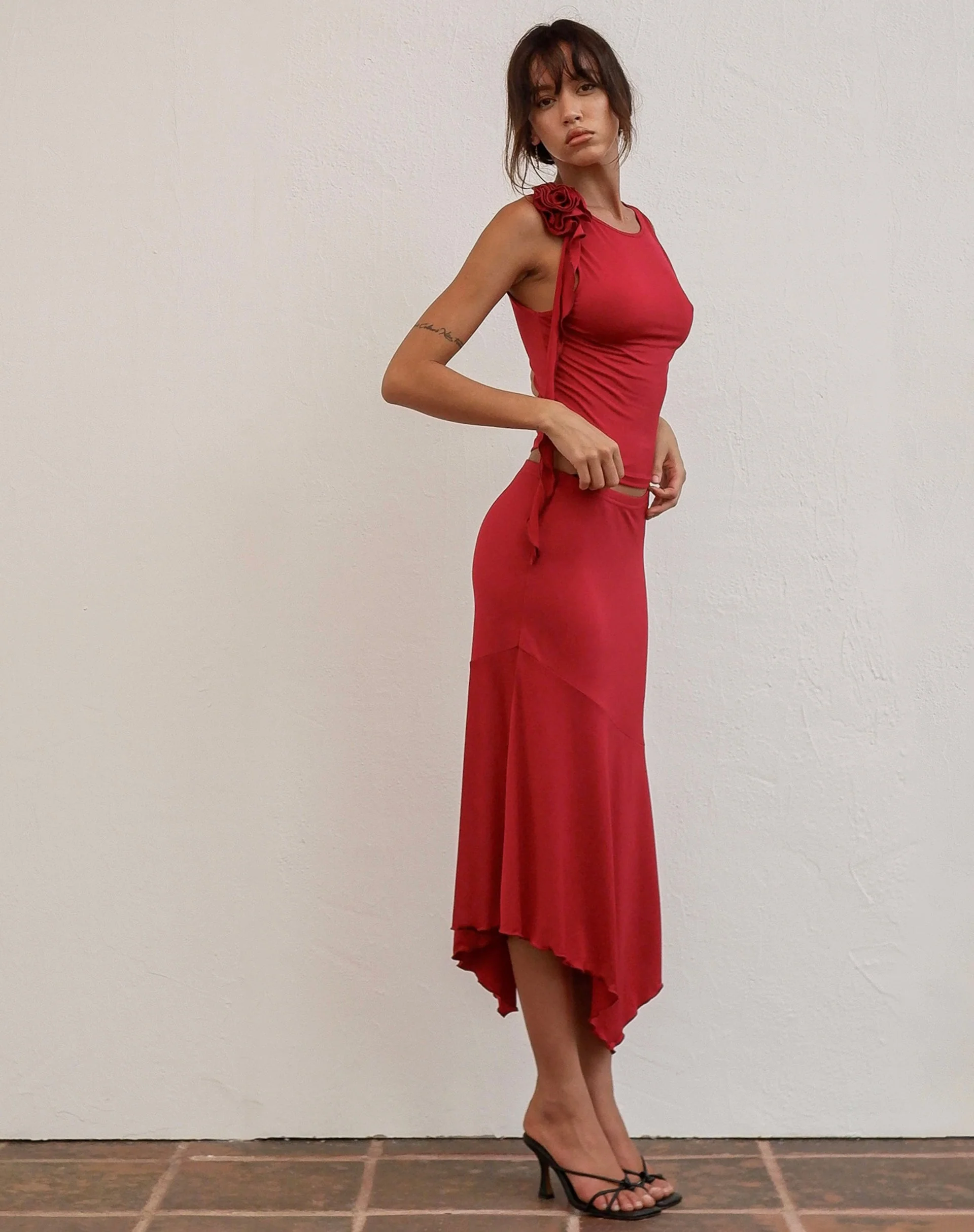 Cinta Low Rise Midirock in Rot - Image 3