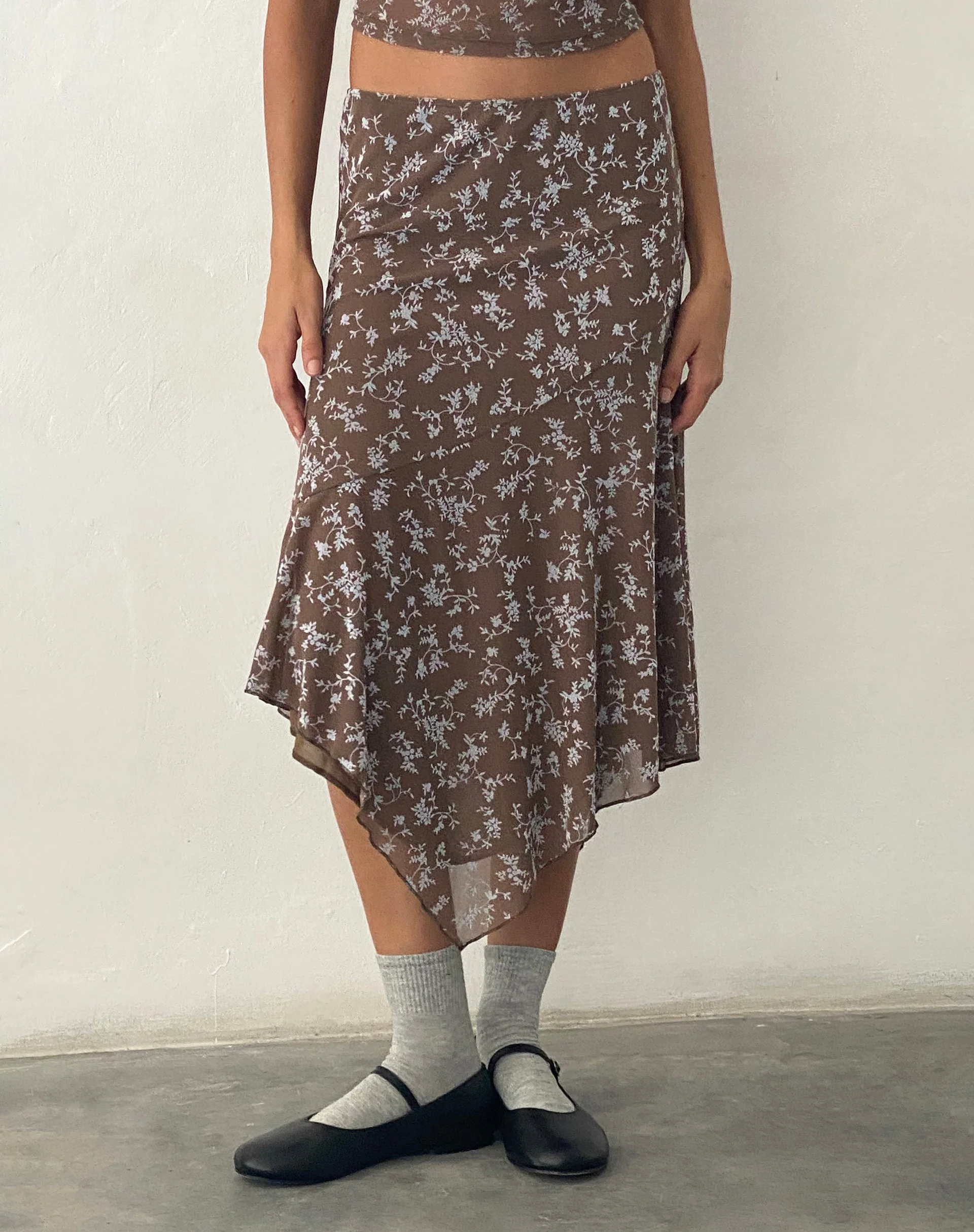 Cinta Low Rise Midirock aus Botanikerflock in Taupe dunkel