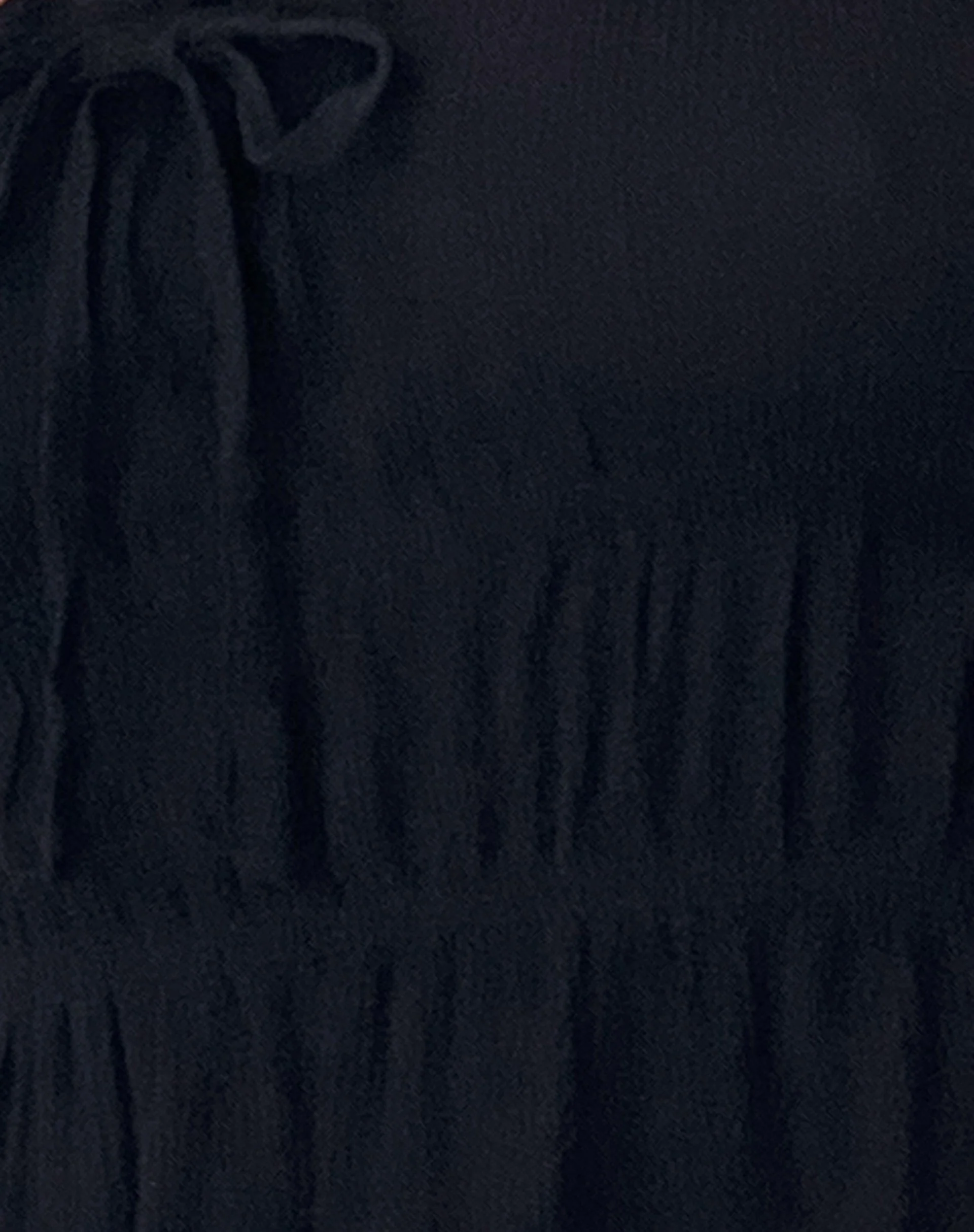 Cove Bandeau-Top in Crinkle Schwarz - Image 6