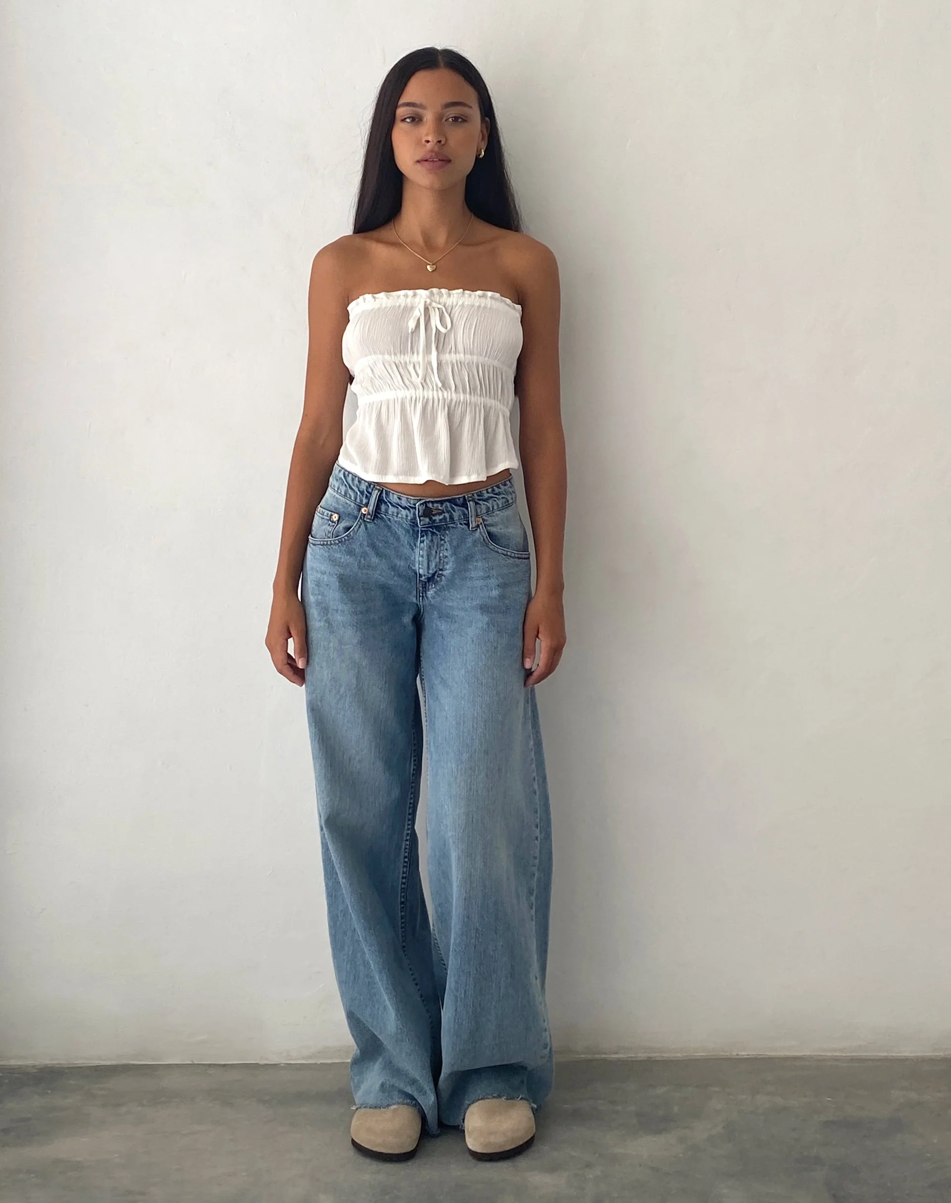 Cove Bandeau-Top in Crinkle Off White - Image 4