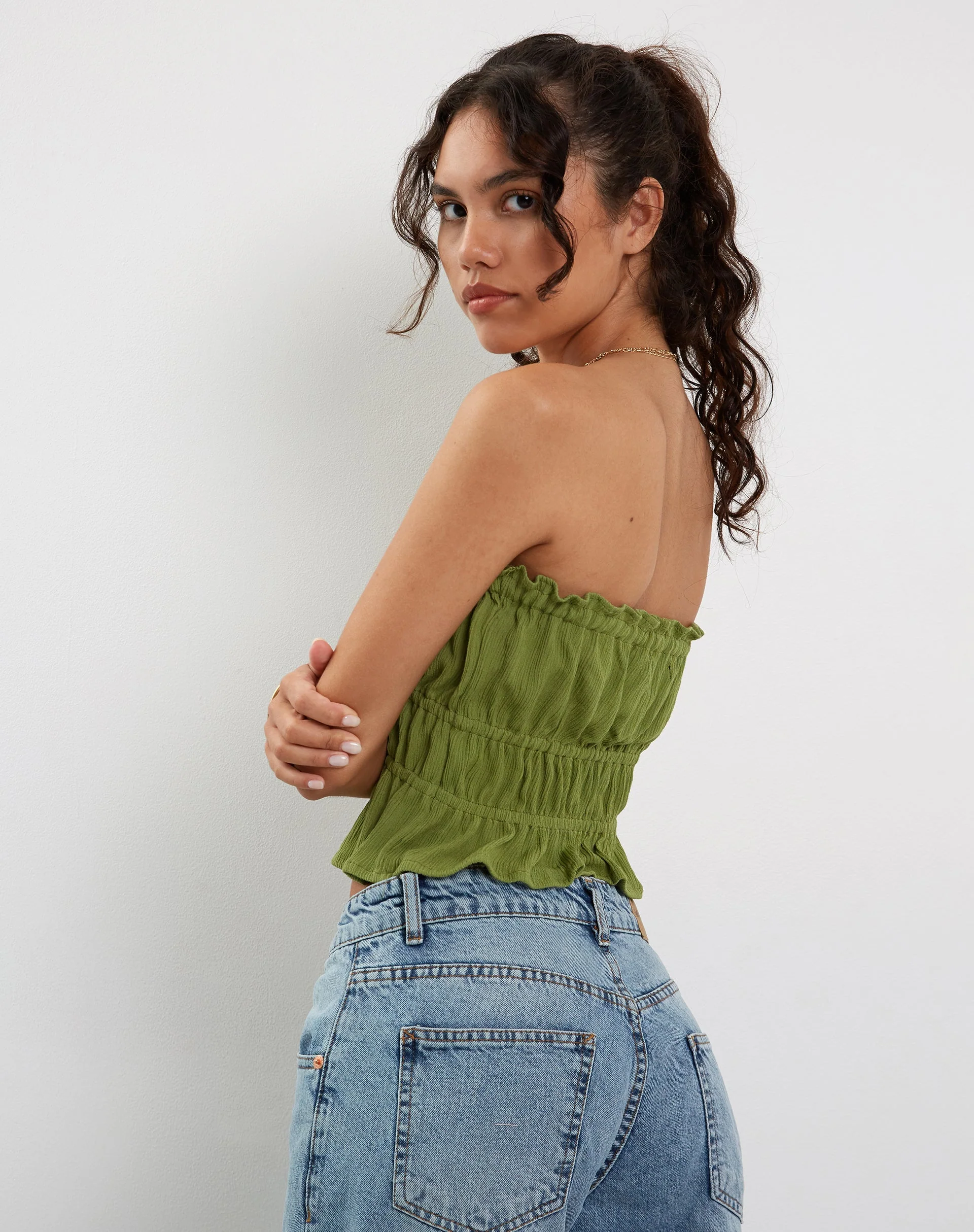 Cove Bandeau-Top in Crinkle Grün Sweet Pea - Image 6