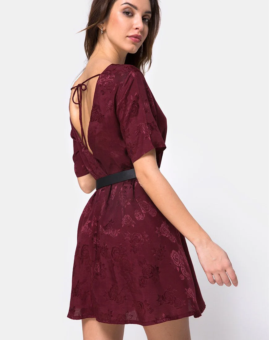 Crosena Swing-Kleid aus Satin in Burgund-Rose - Image 2