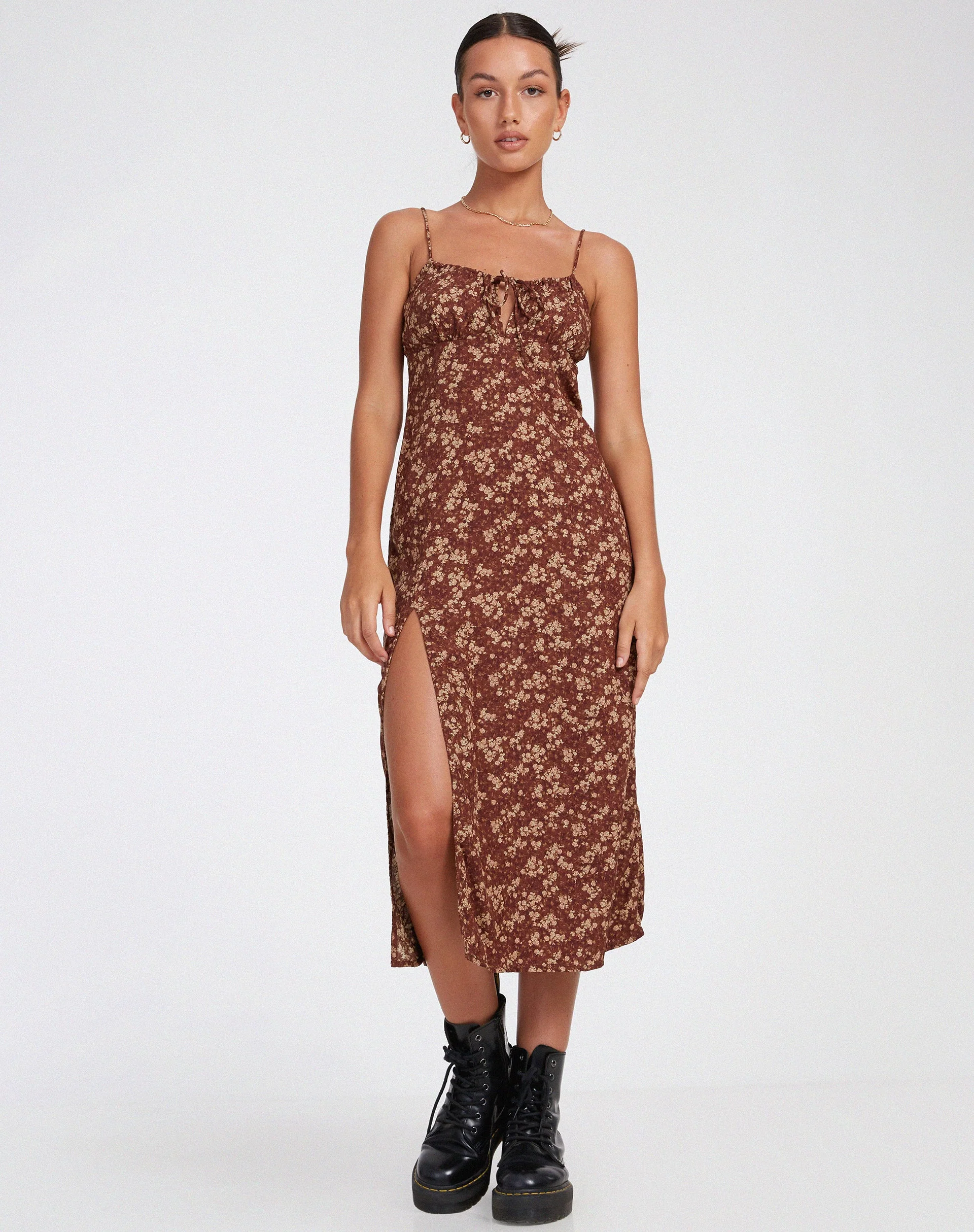 Cypress Maxikleid in erdig-blumigem Braun - Image 3