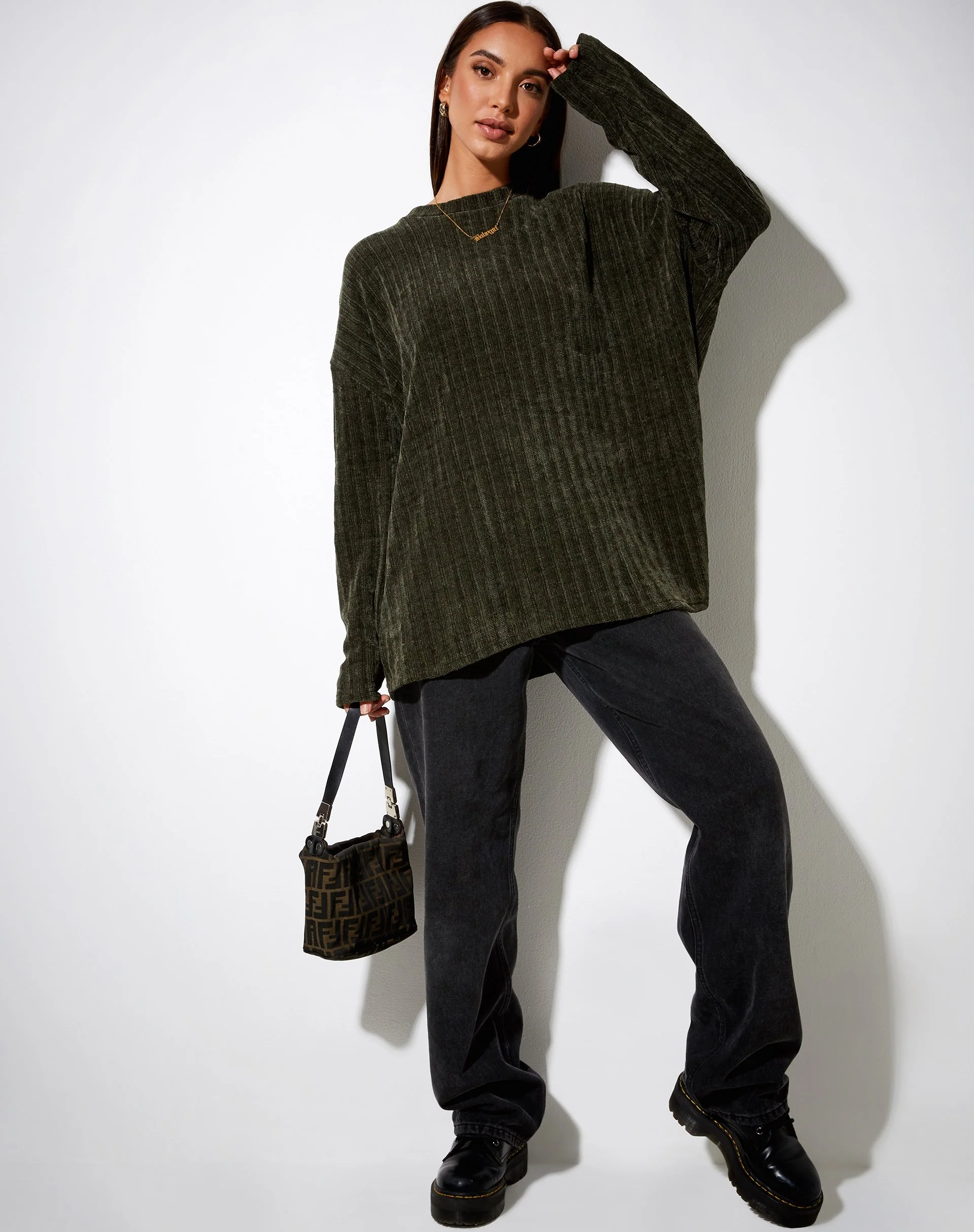 Papa-Pullover aus Chenille in Khaki - Image 4
