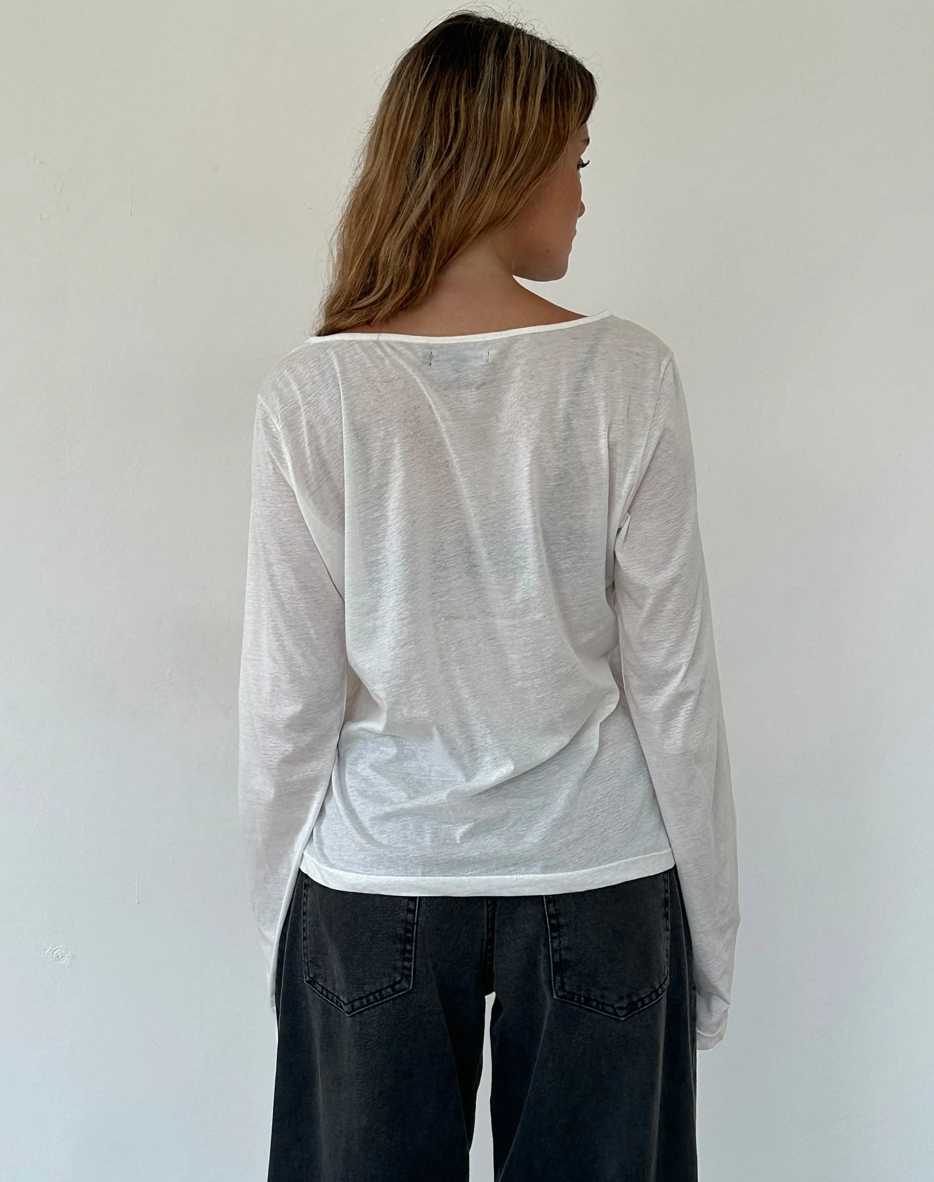 Damon Baggy Long Sleeve Top aus weißem Tissue-Jersey - Image 3