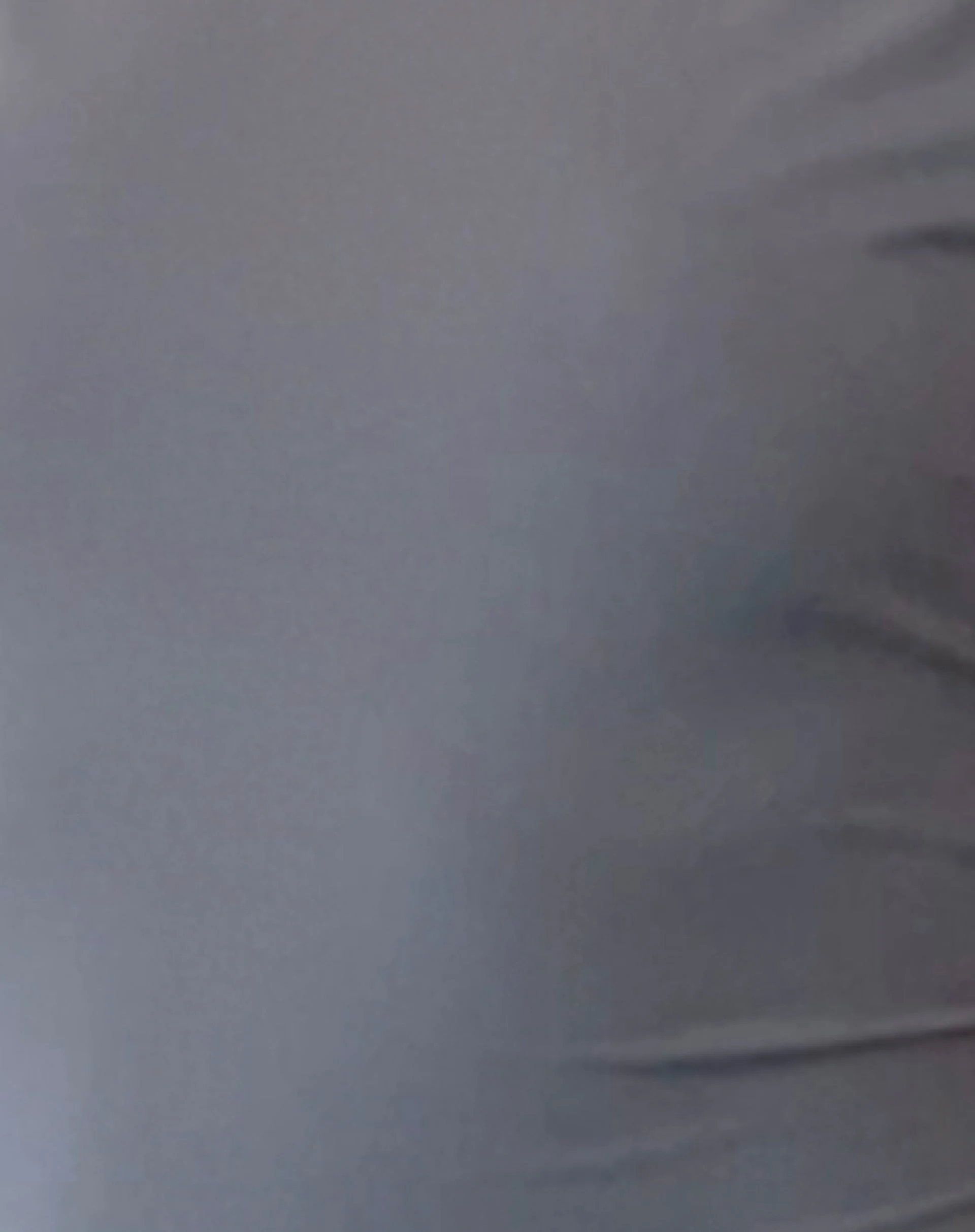 Dannas Asymmetrisches Top in Grau - Image 6